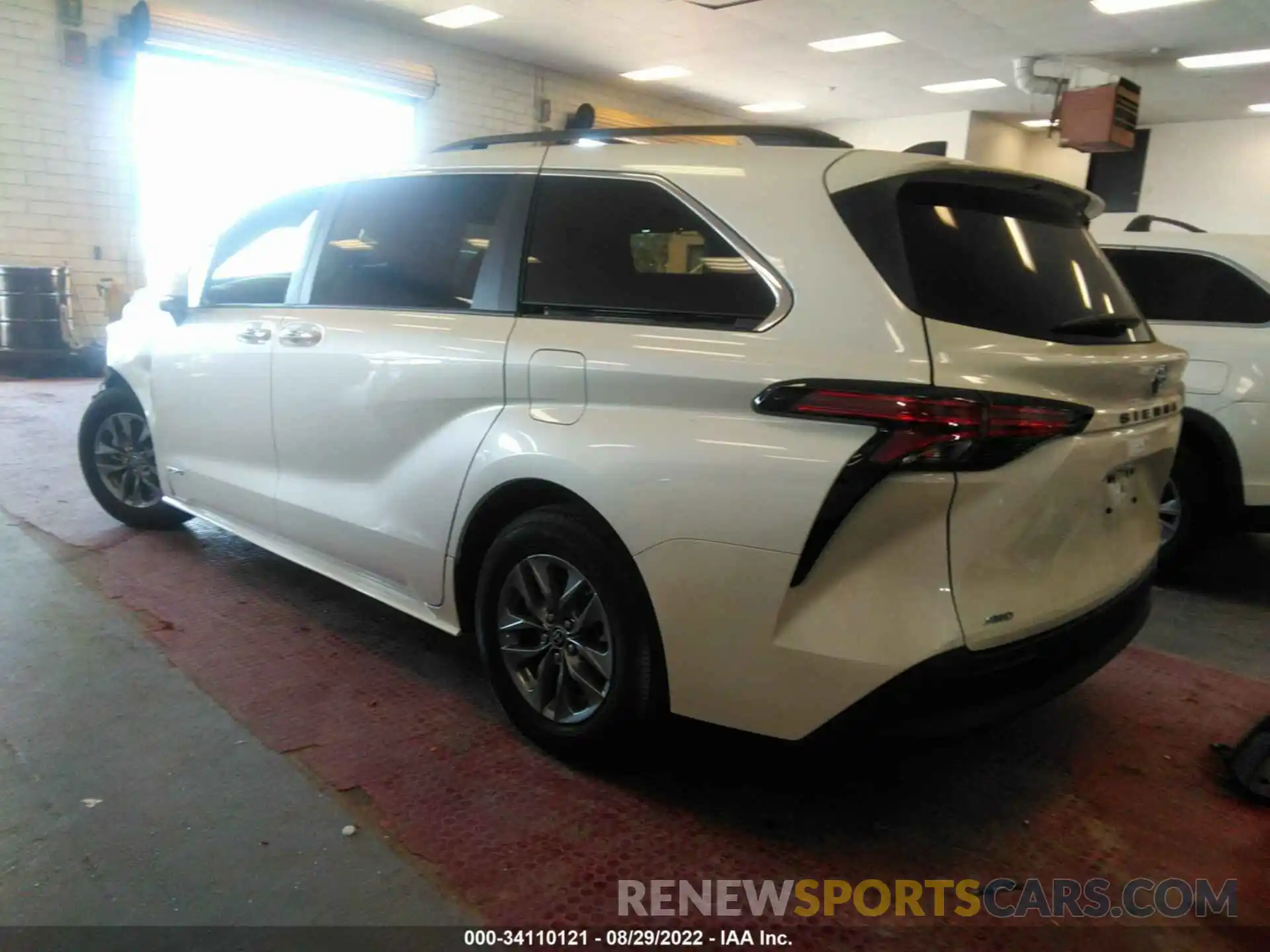 3 Photograph of a damaged car 5TDJSKFC3MS027191 TOYOTA SIENNA 2021