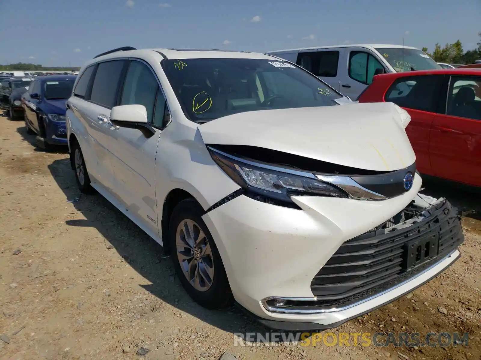 1 Photograph of a damaged car 5TDJSKFC4MS002574 TOYOTA SIENNA 2021