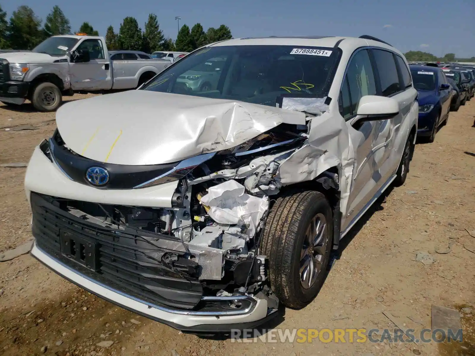 2 Photograph of a damaged car 5TDJSKFC4MS002574 TOYOTA SIENNA 2021