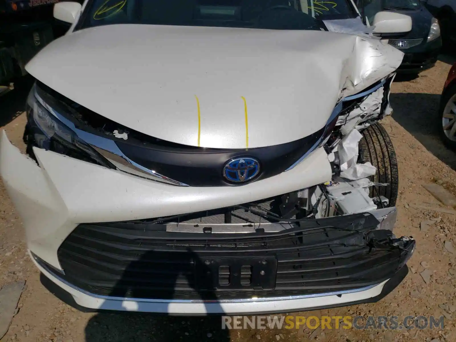 7 Photograph of a damaged car 5TDJSKFC4MS002574 TOYOTA SIENNA 2021