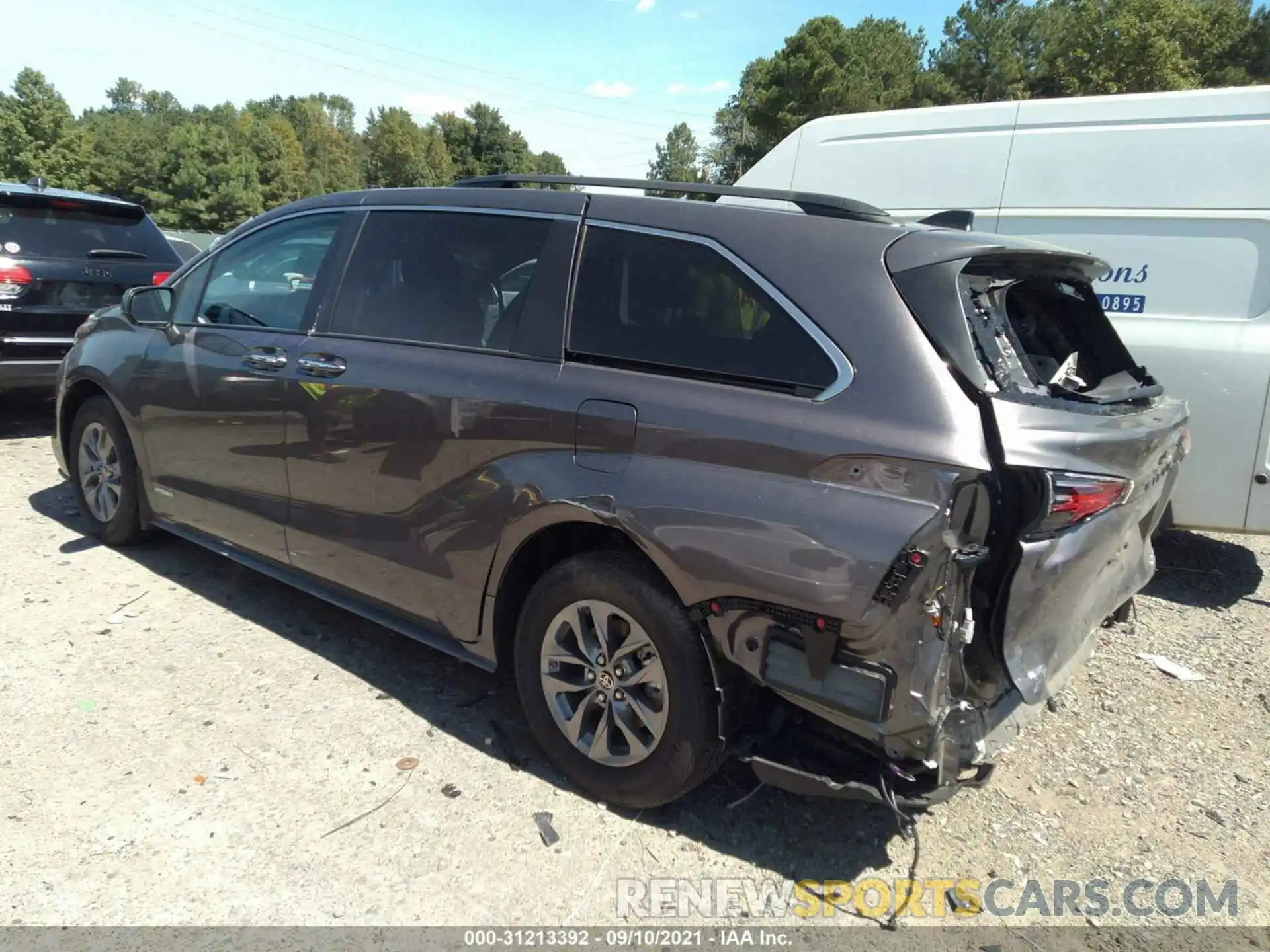 3 Photograph of a damaged car 5TDJSKFC4MS016099 TOYOTA SIENNA 2021