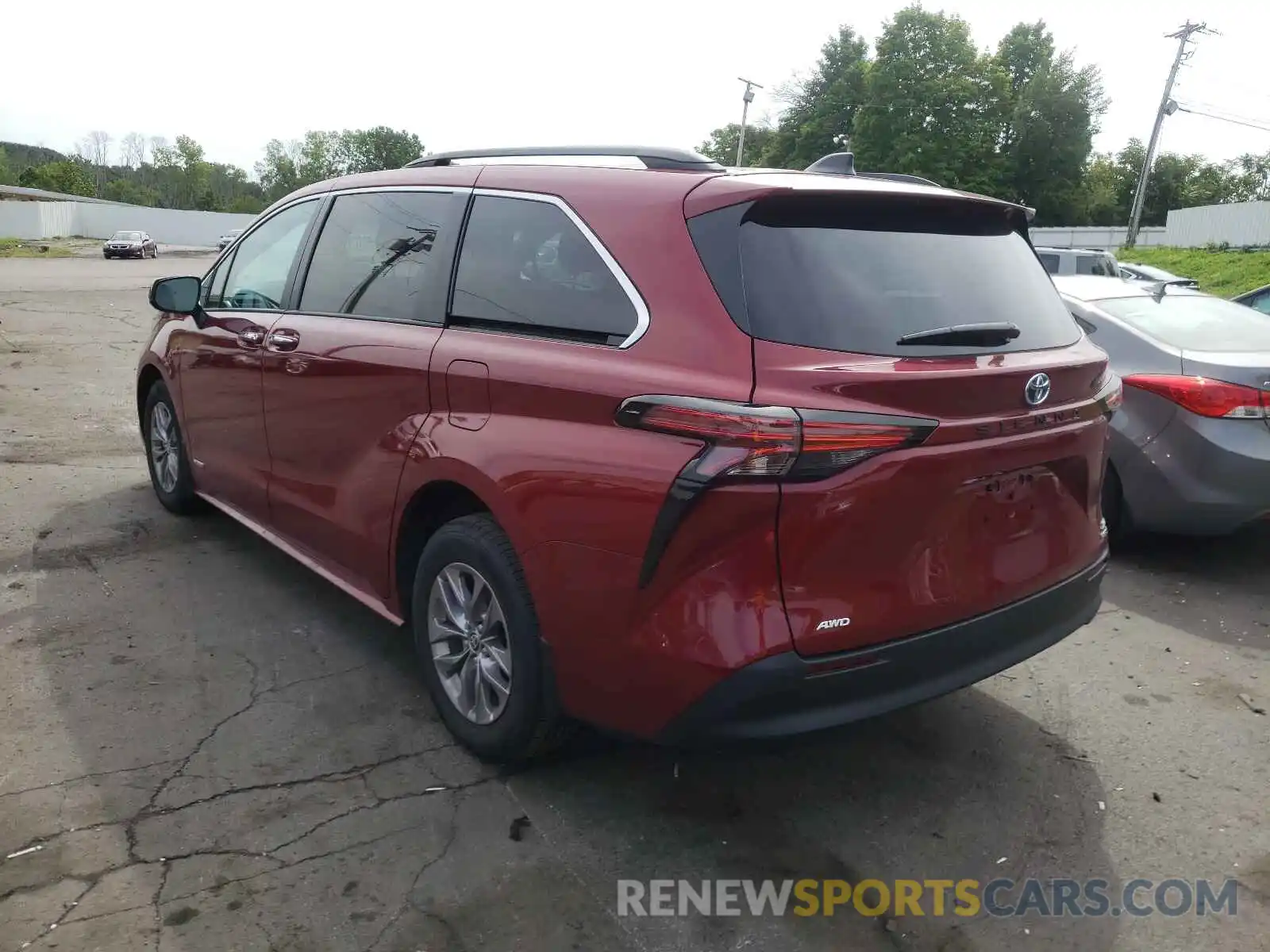 3 Photograph of a damaged car 5TDJSKFC5MS009114 TOYOTA SIENNA 2021