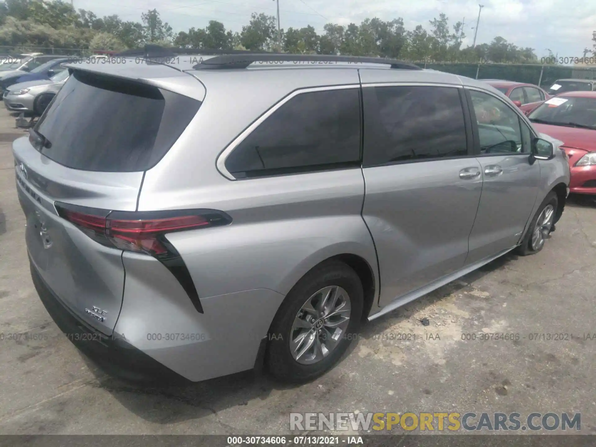 4 Фотография поврежденного автомобиля 5TDJSKFC5MS030142 TOYOTA SIENNA 2021