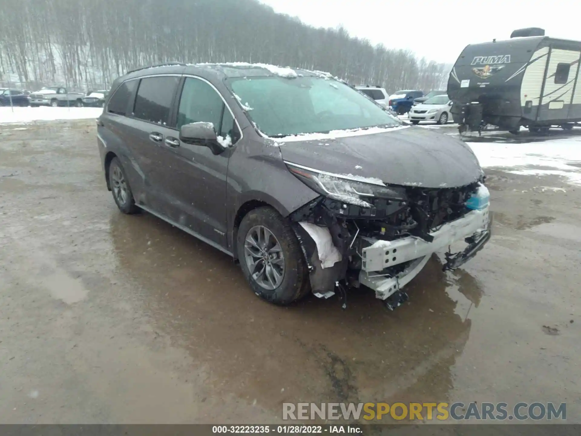 1 Photograph of a damaged car 5TDJSKFC6MS012765 TOYOTA SIENNA 2021