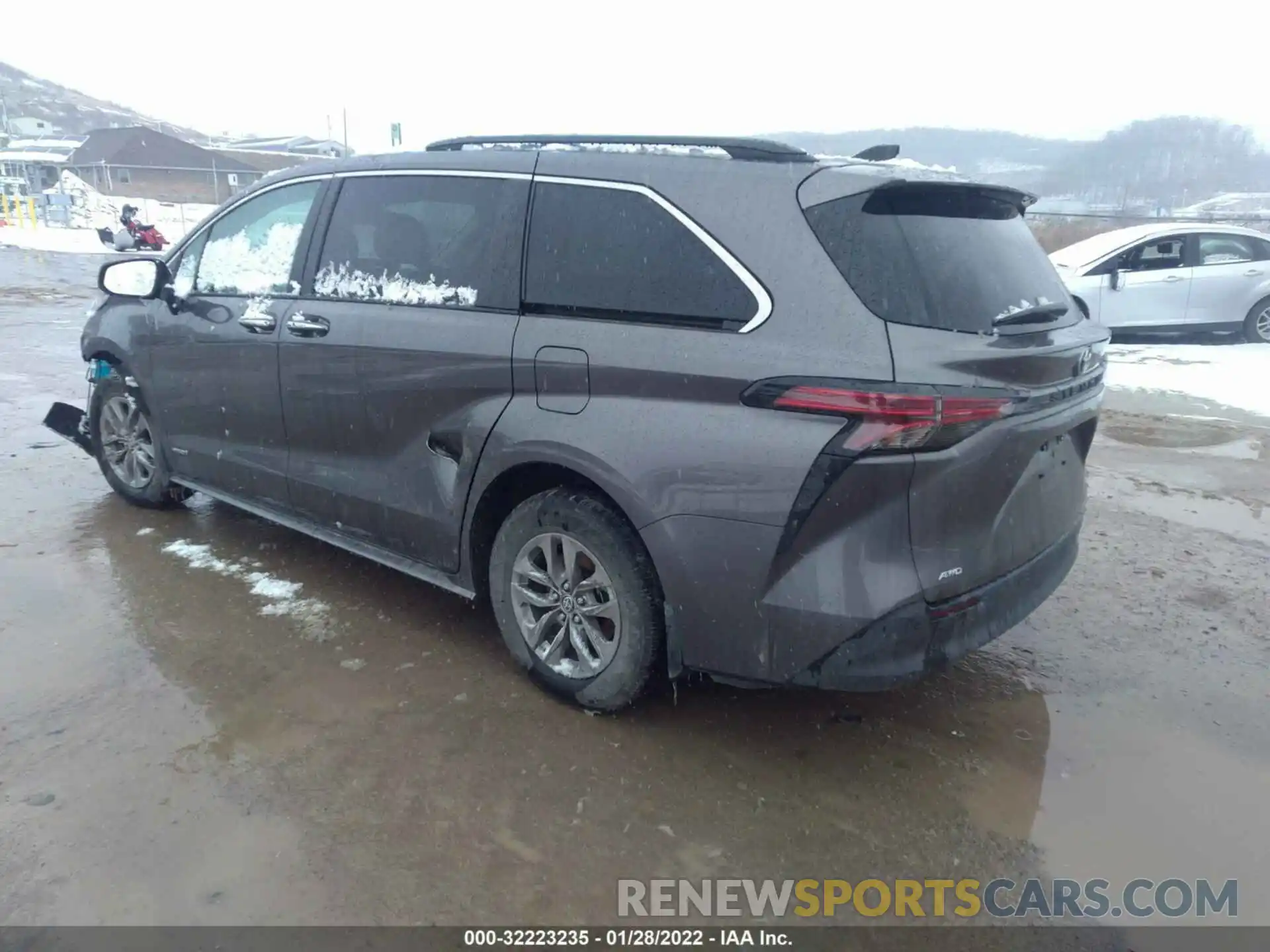 3 Photograph of a damaged car 5TDJSKFC6MS012765 TOYOTA SIENNA 2021