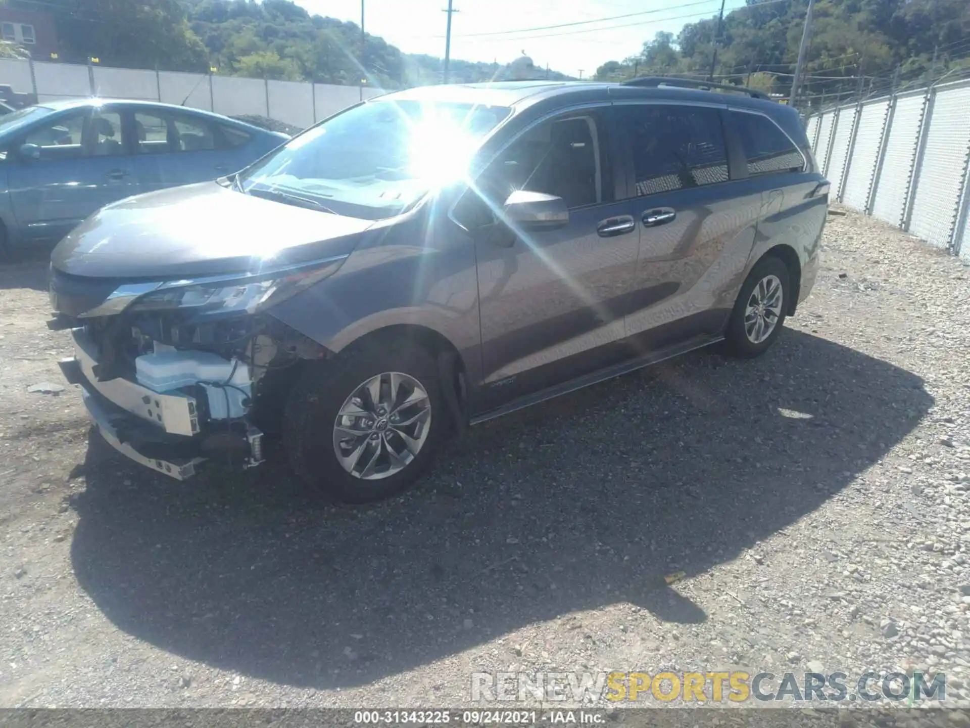 2 Photograph of a damaged car 5TDJSKFC7MS016937 TOYOTA SIENNA 2021