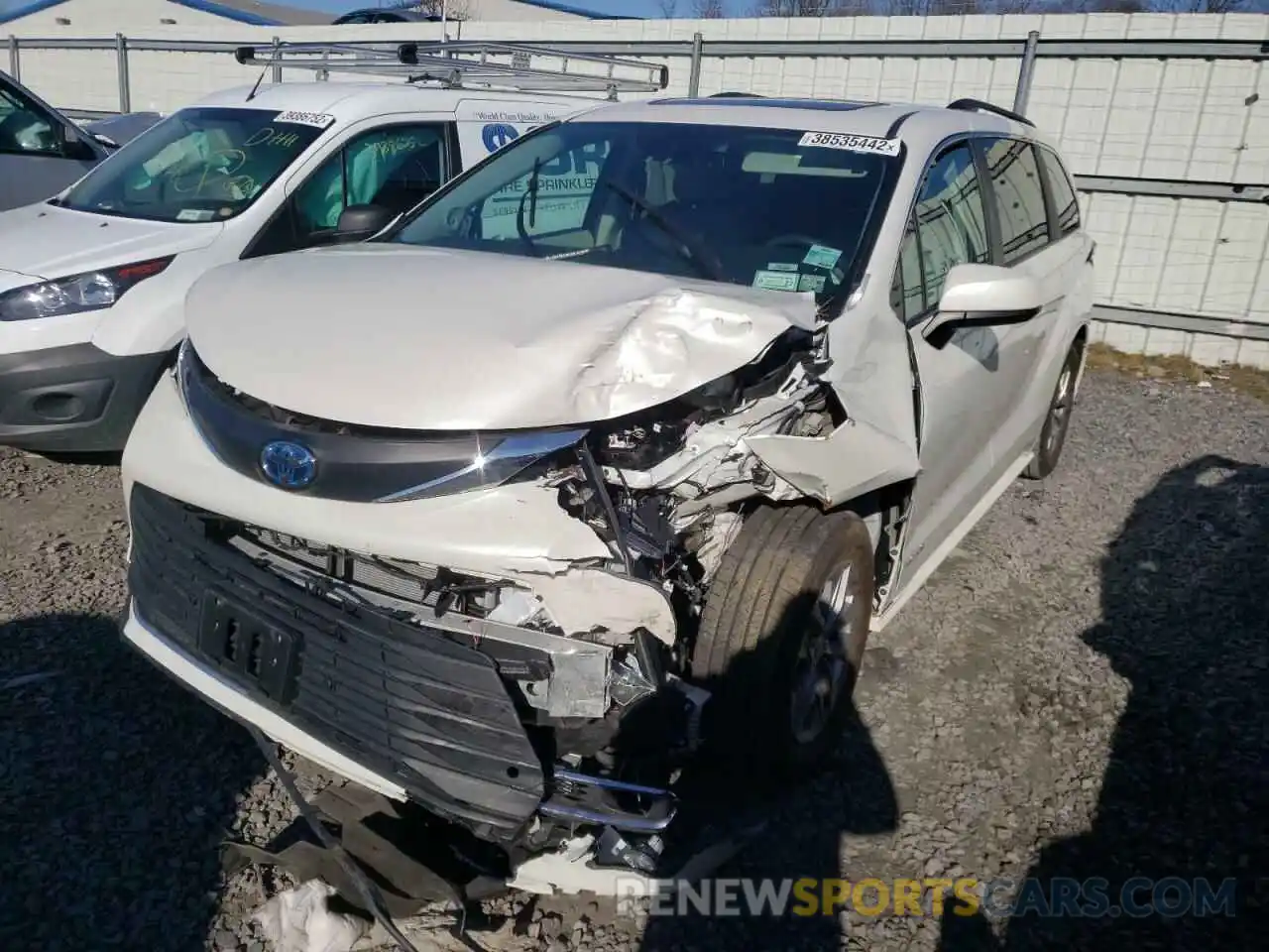 9 Photograph of a damaged car 5TDJSKFC8MS001573 TOYOTA SIENNA 2021