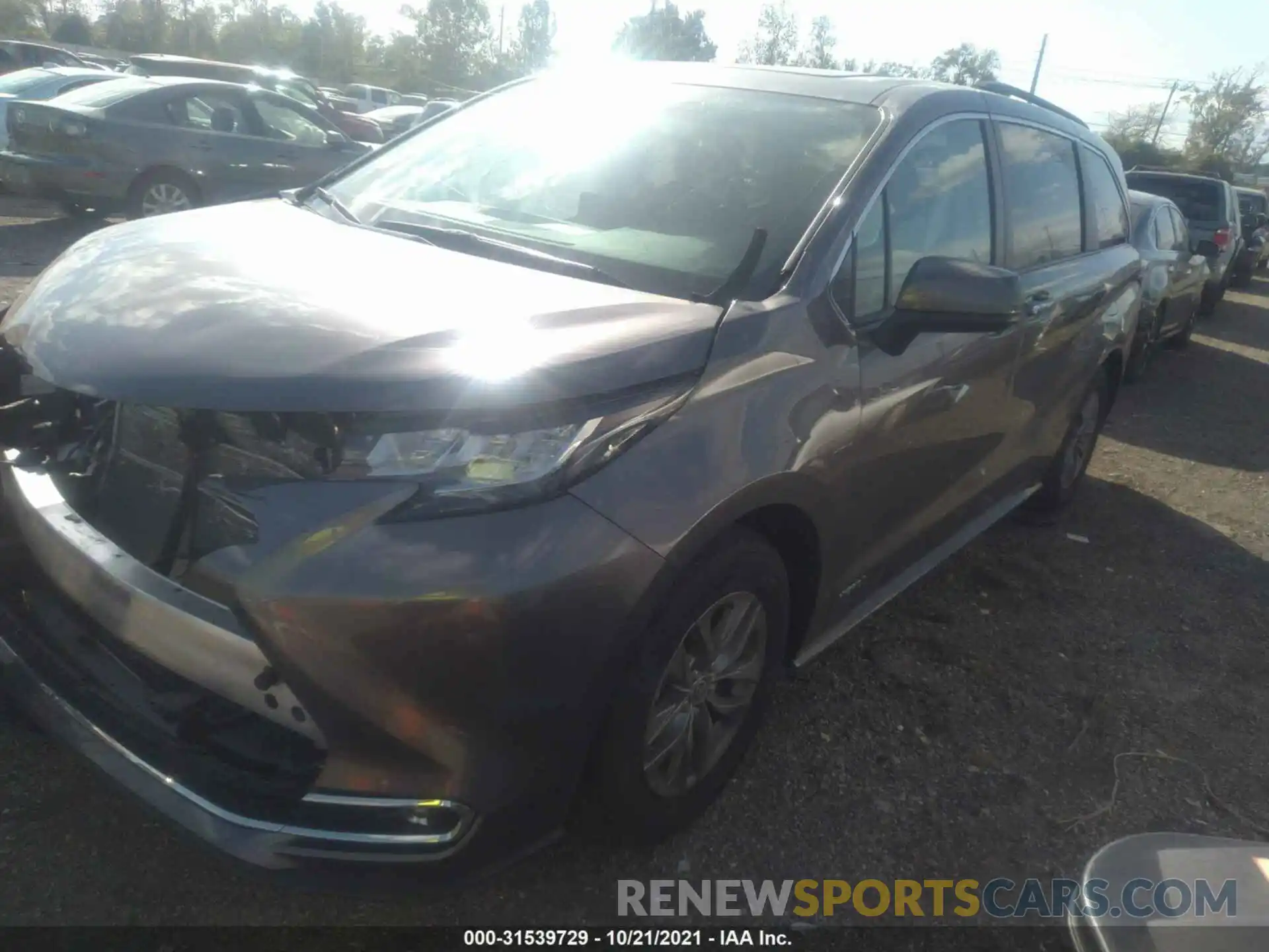 2 Photograph of a damaged car 5TDJSKFC8MS016428 TOYOTA SIENNA 2021