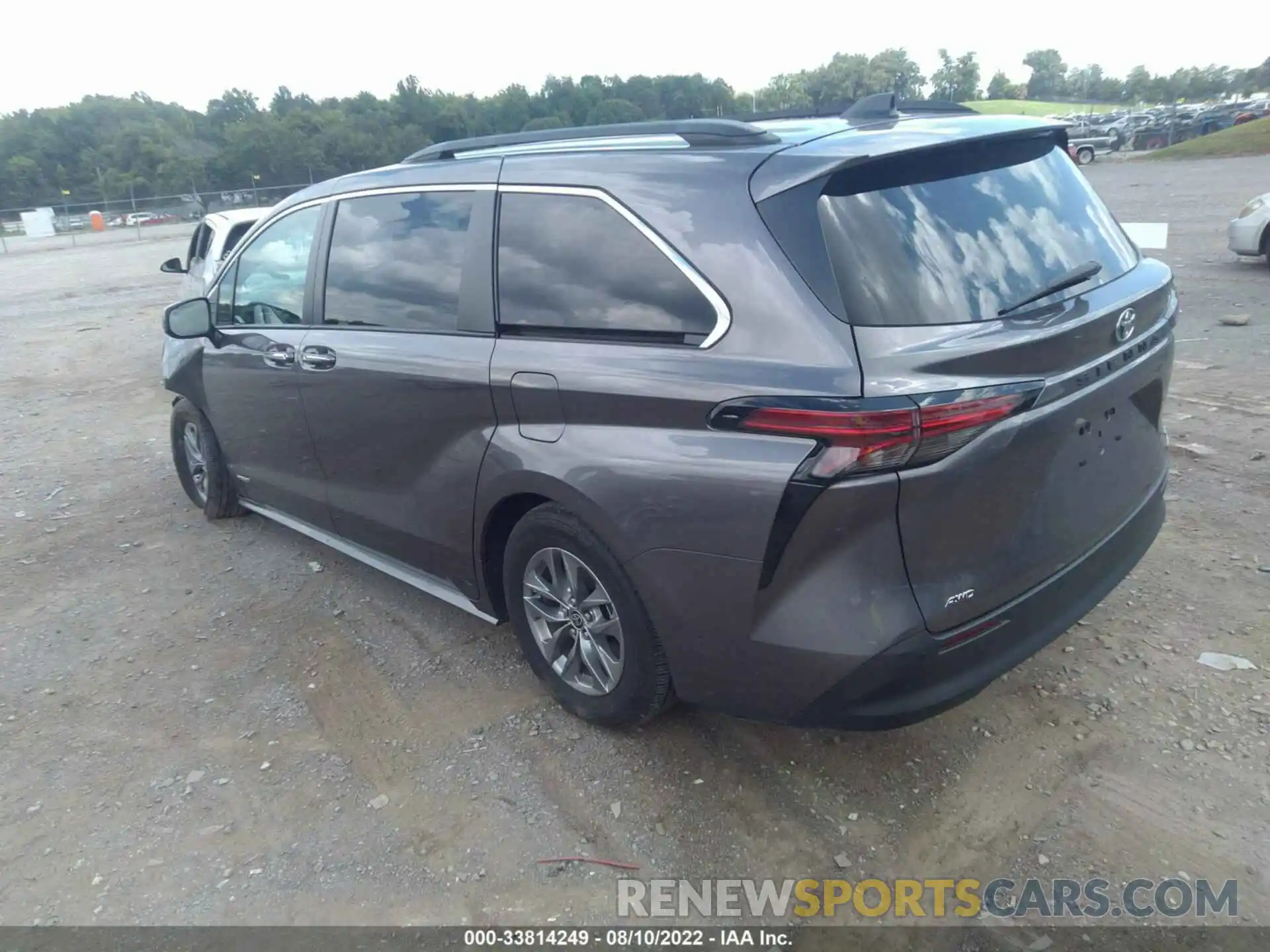 3 Photograph of a damaged car 5TDJSKFC8MS016624 TOYOTA SIENNA 2021