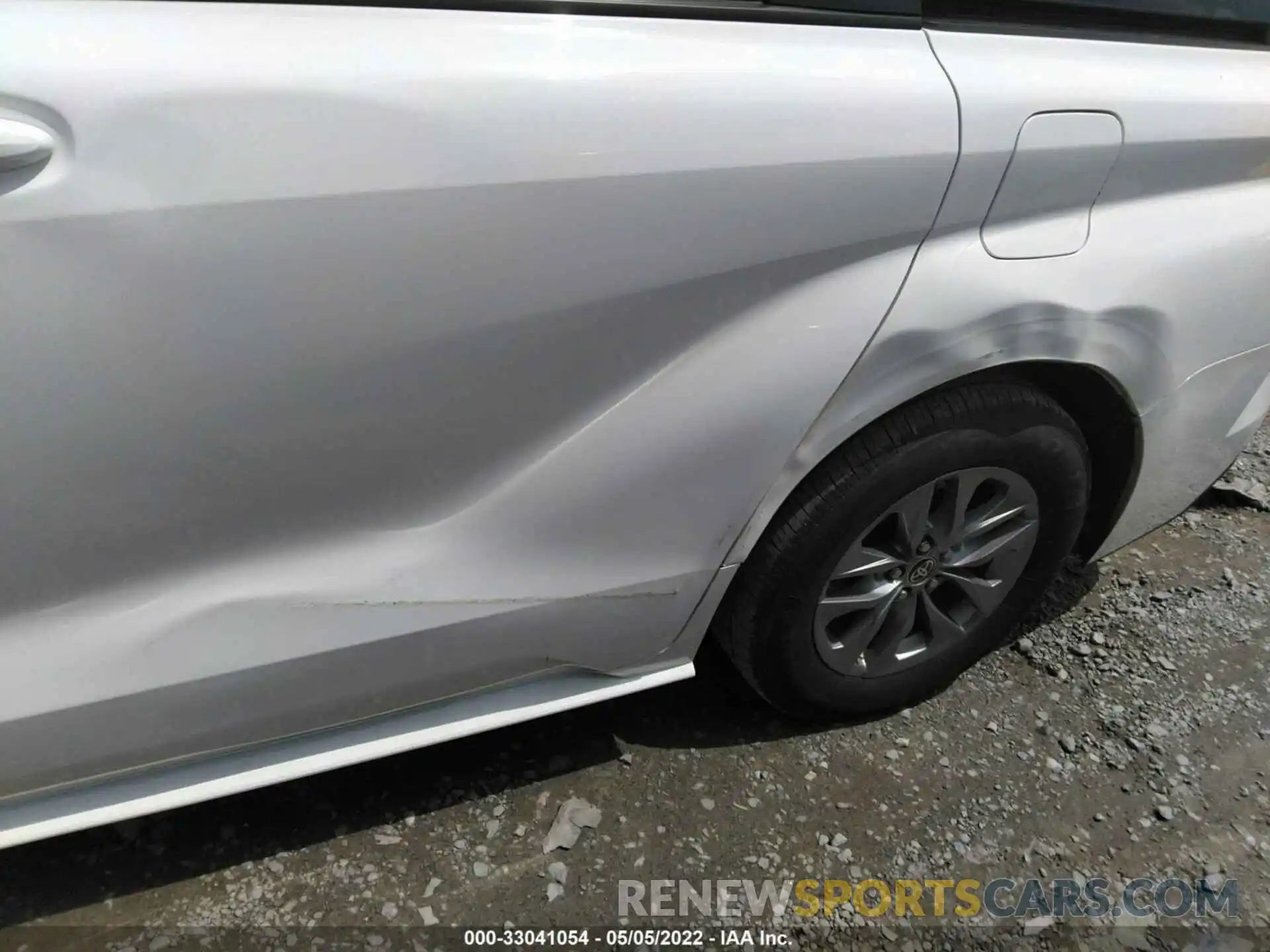 6 Photograph of a damaged car 5TDKRKEC0MS014769 TOYOTA SIENNA 2021