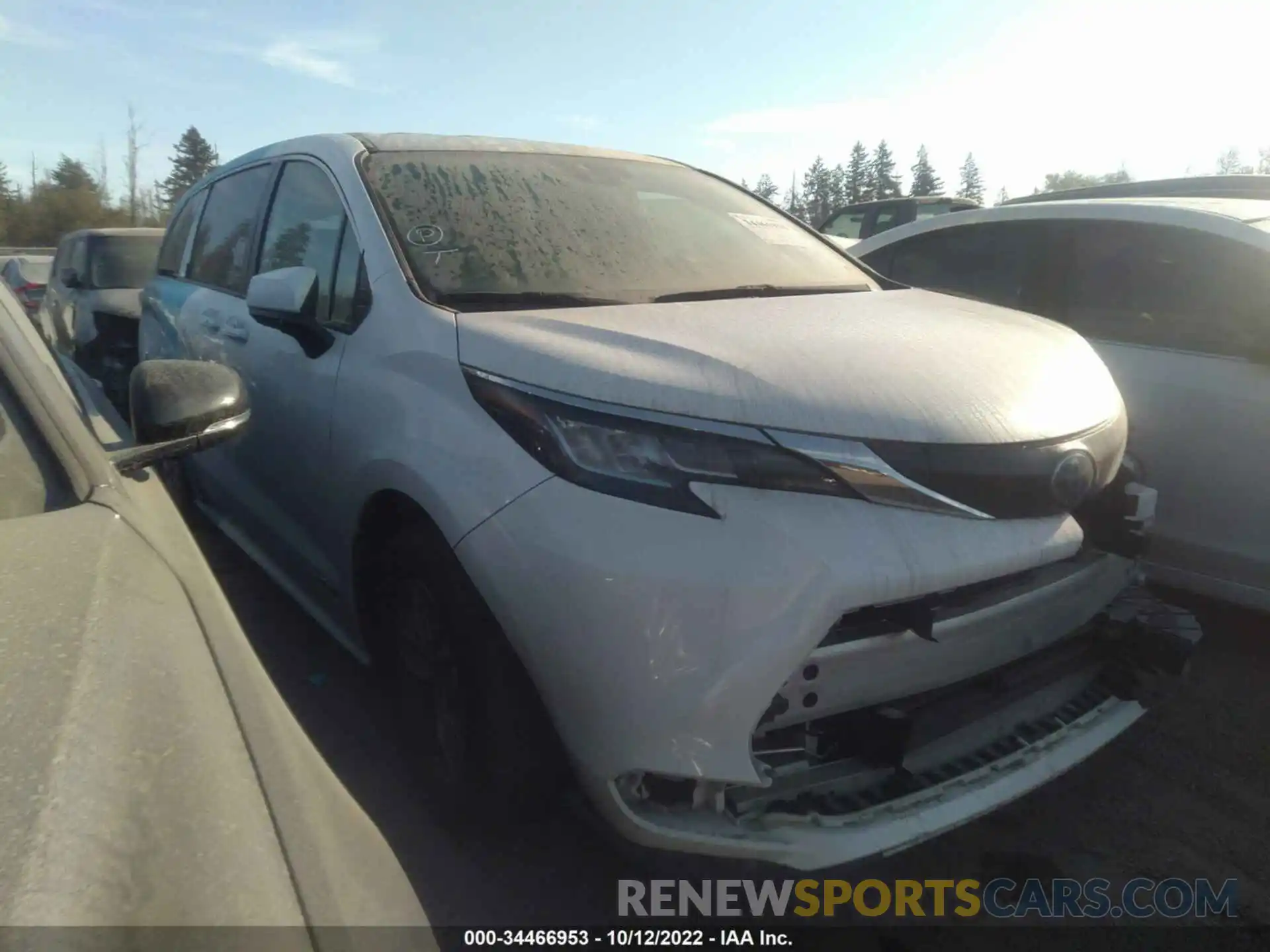 1 Photograph of a damaged car 5TDKRKEC0MS015050 TOYOTA SIENNA 2021