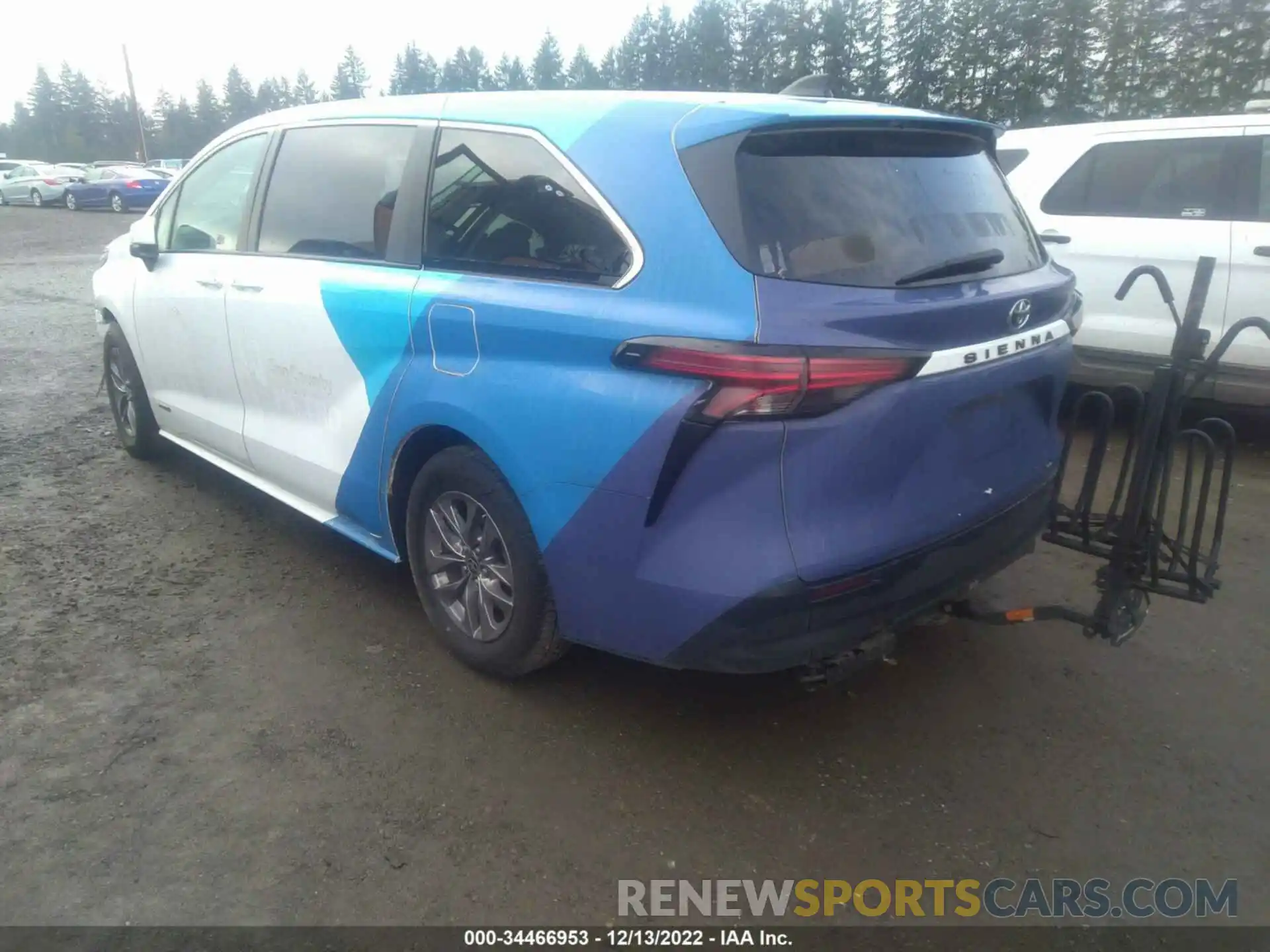 3 Photograph of a damaged car 5TDKRKEC0MS015050 TOYOTA SIENNA 2021