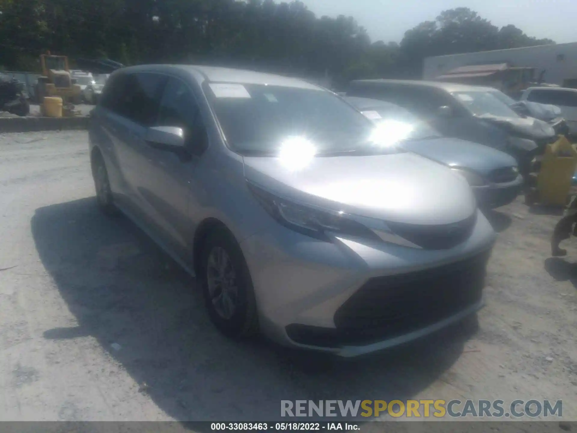 1 Photograph of a damaged car 5TDKRKEC0MS018630 TOYOTA SIENNA 2021