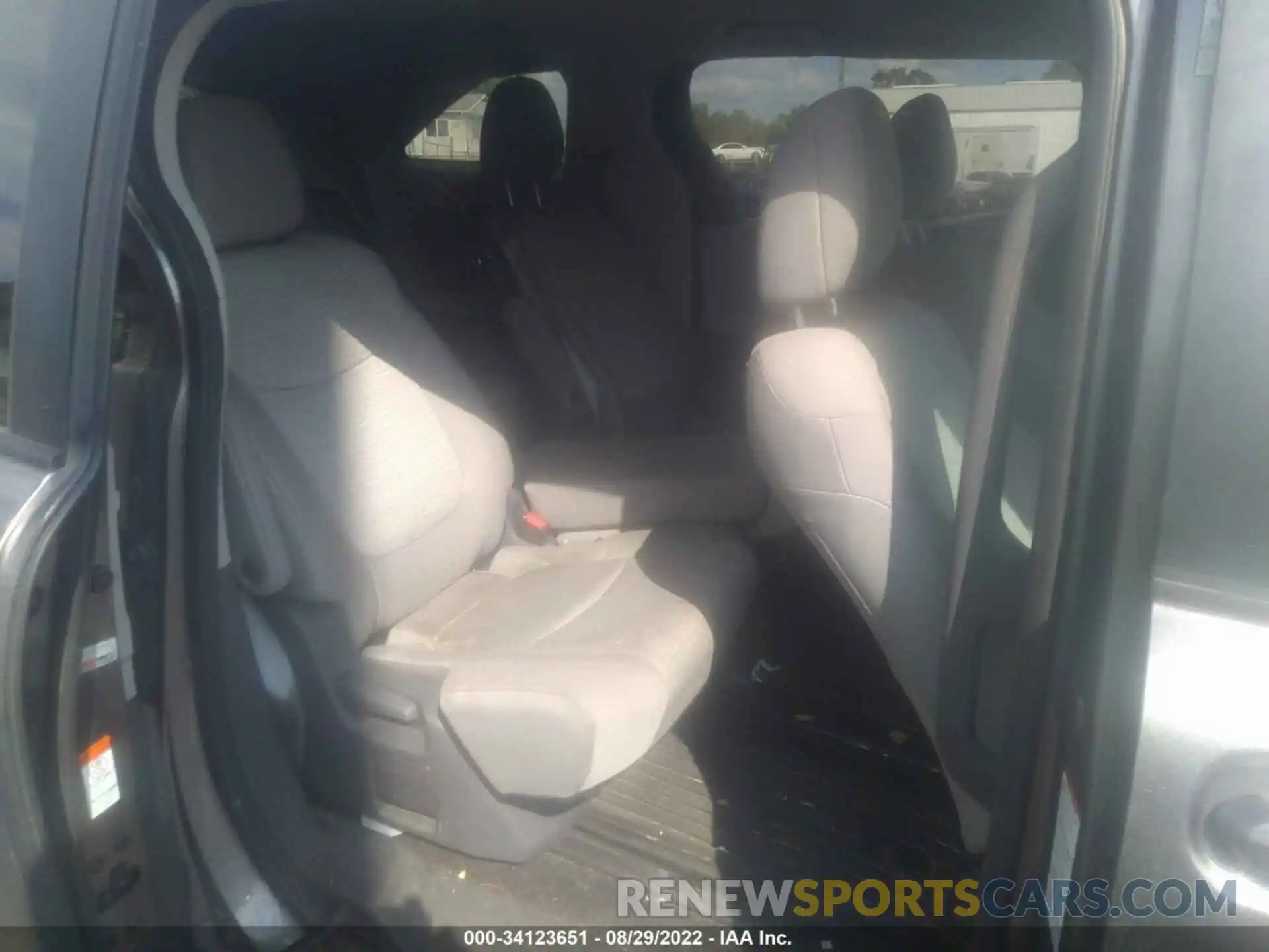 8 Фотография поврежденного автомобиля 5TDKRKEC0MS029739 TOYOTA SIENNA 2021