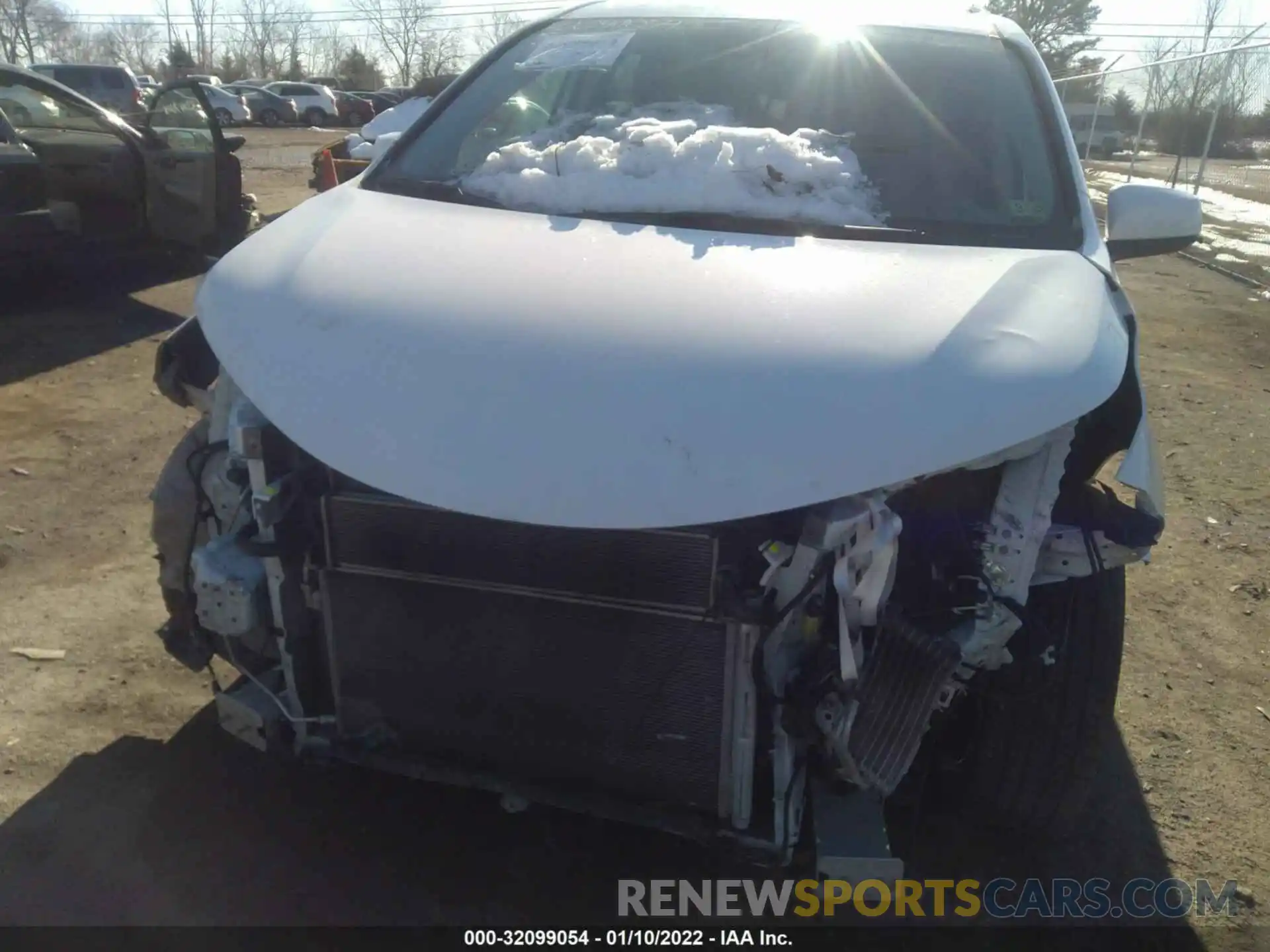 6 Photograph of a damaged car 5TDKRKEC0MS029854 TOYOTA SIENNA 2021