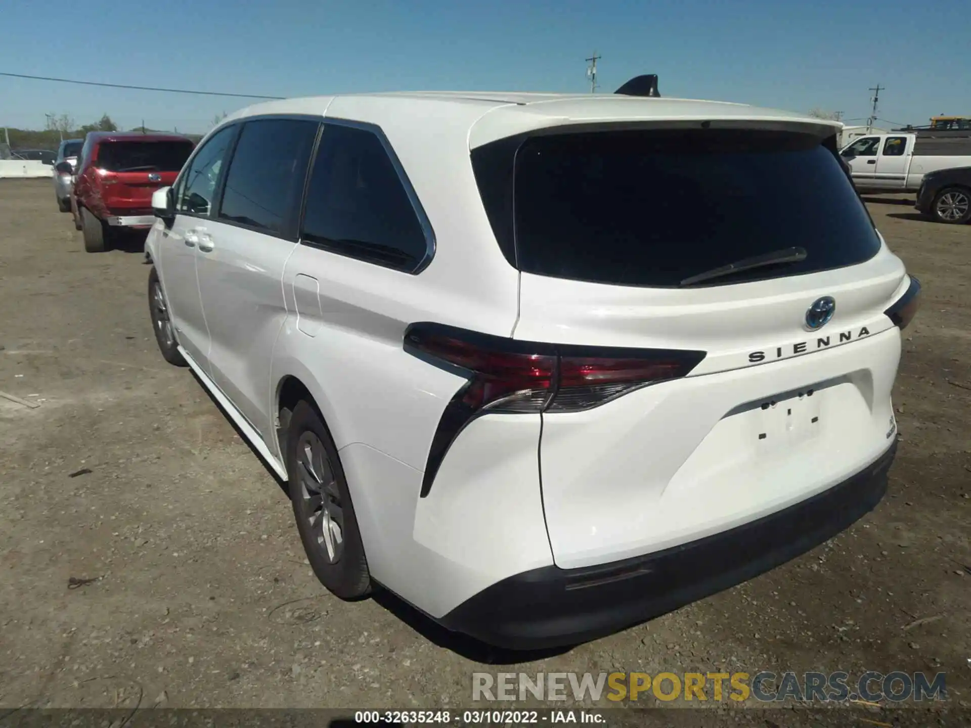 3 Фотография поврежденного автомобиля 5TDKRKEC0MS040899 TOYOTA SIENNA 2021