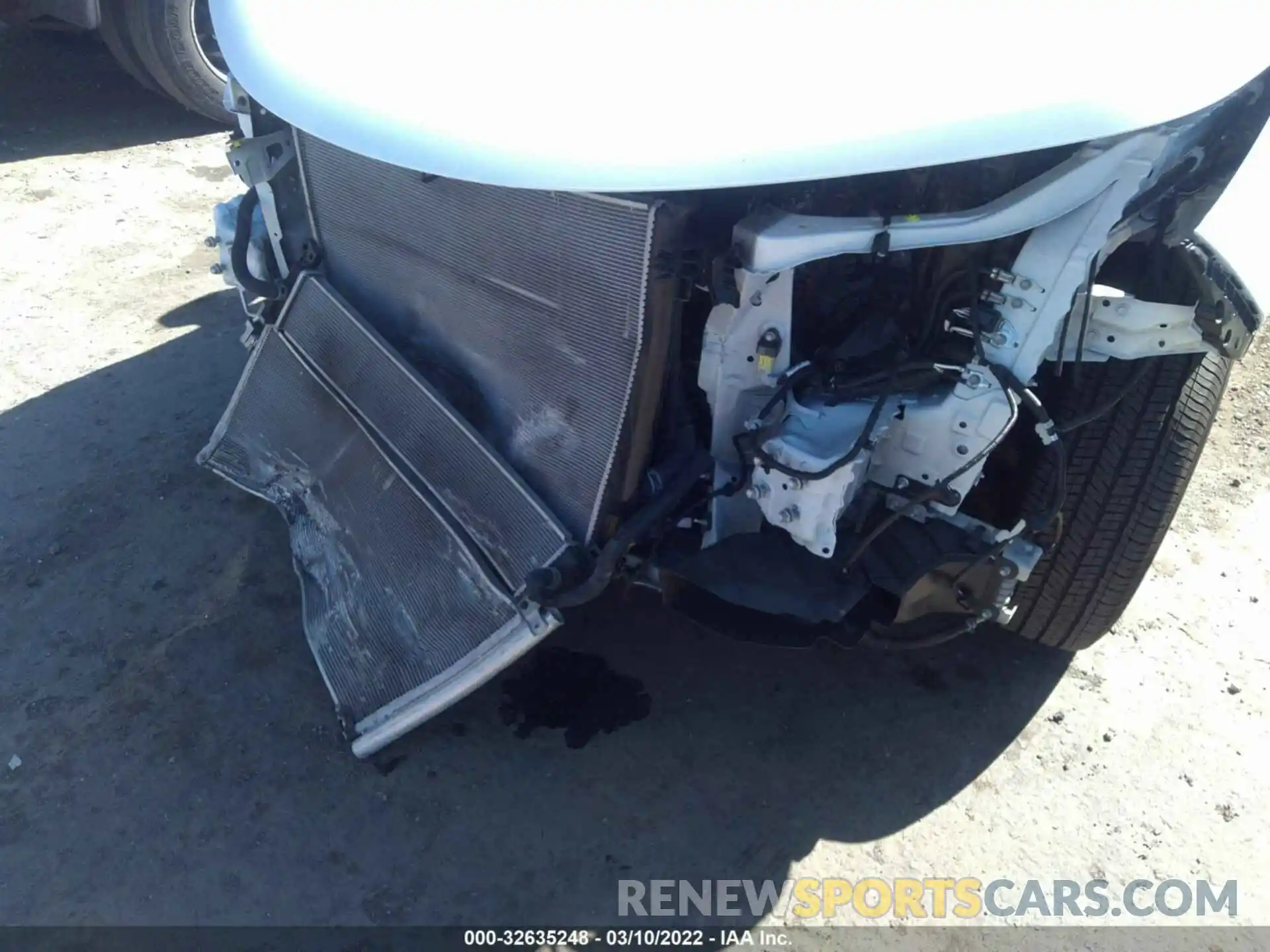 6 Photograph of a damaged car 5TDKRKEC0MS040899 TOYOTA SIENNA 2021