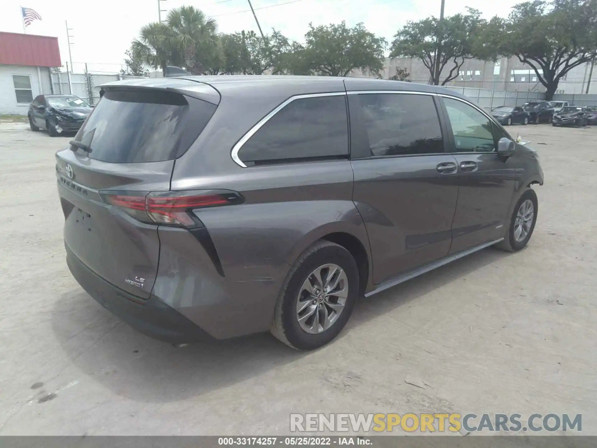 4 Фотография поврежденного автомобиля 5TDKRKEC1MS014845 TOYOTA SIENNA 2021