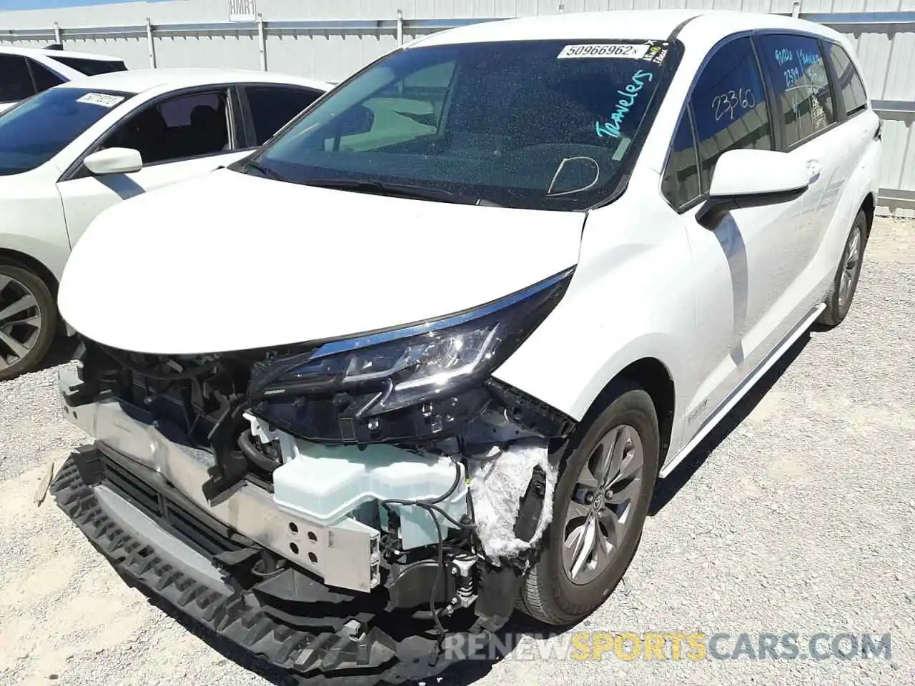 2 Photograph of a damaged car 5TDKRKEC1MS017700 TOYOTA SIENNA 2021