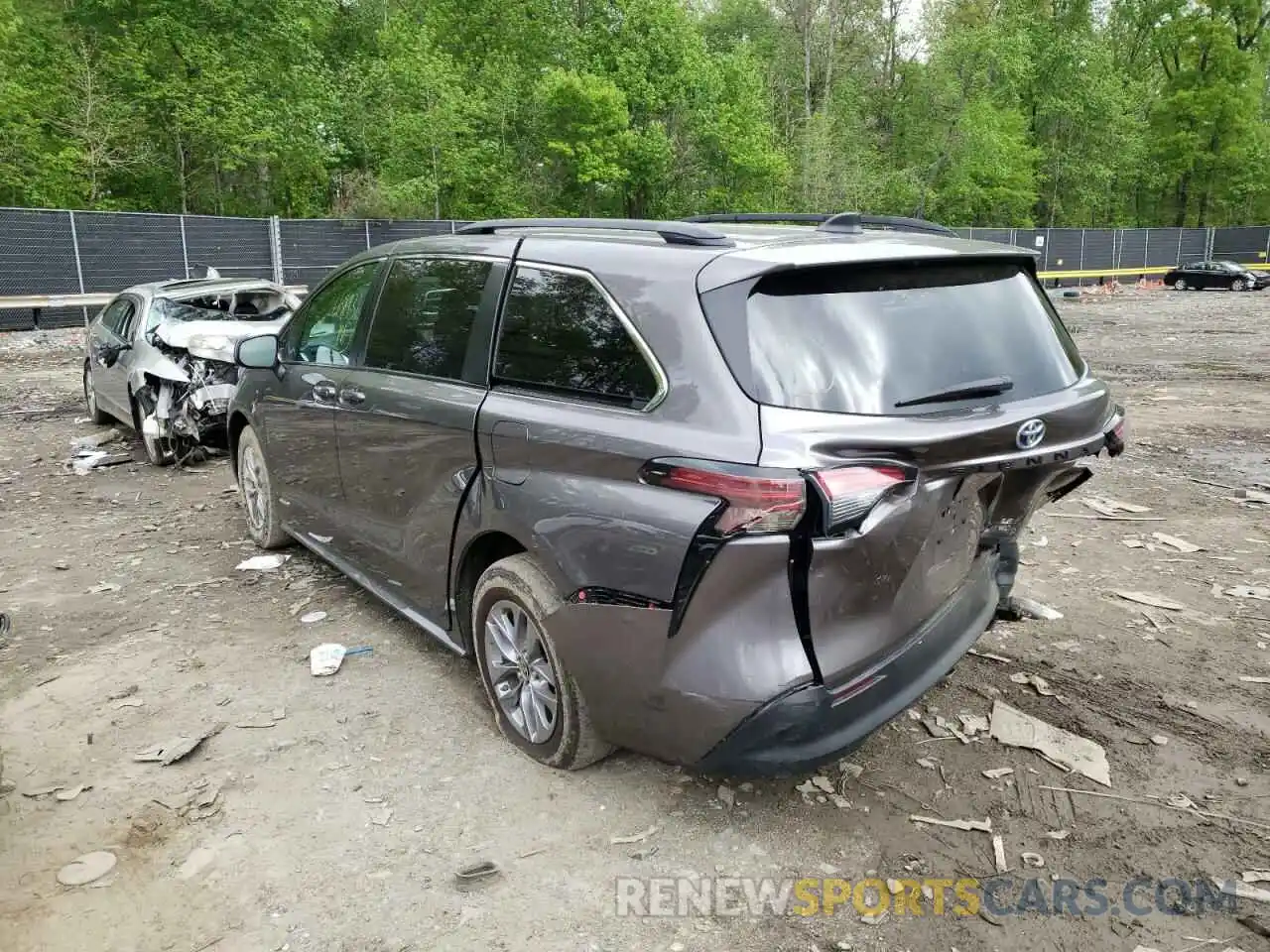 3 Фотография поврежденного автомобиля 5TDKRKEC1MS033055 TOYOTA SIENNA 2021