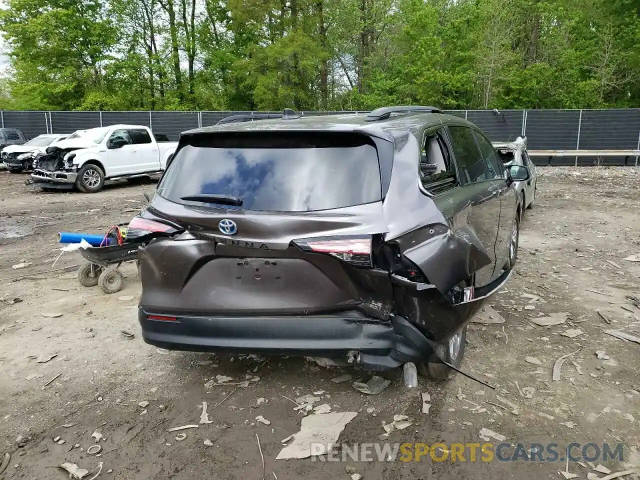 9 Фотография поврежденного автомобиля 5TDKRKEC1MS033055 TOYOTA SIENNA 2021