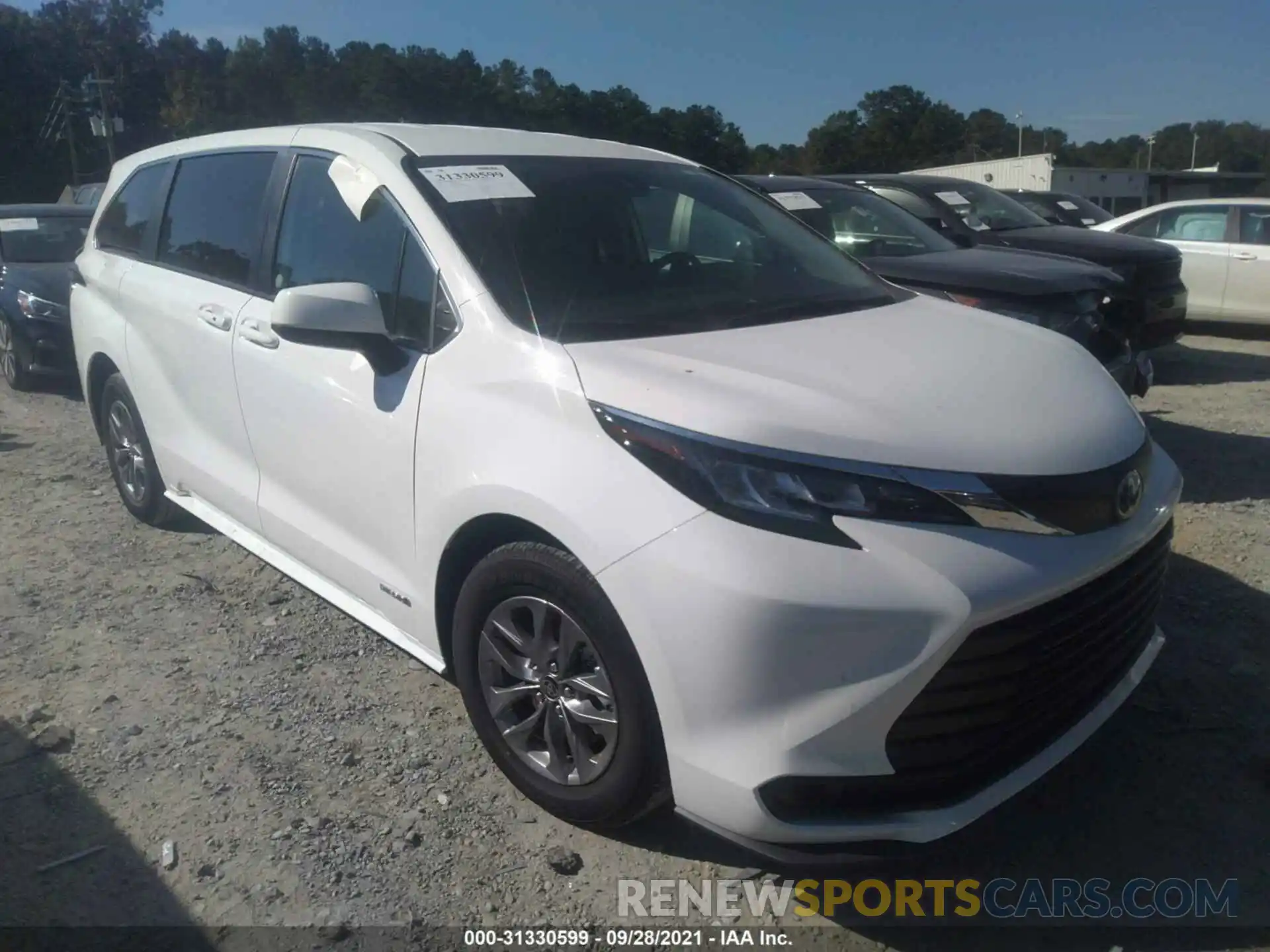 1 Photograph of a damaged car 5TDKRKEC1MS034660 TOYOTA SIENNA 2021