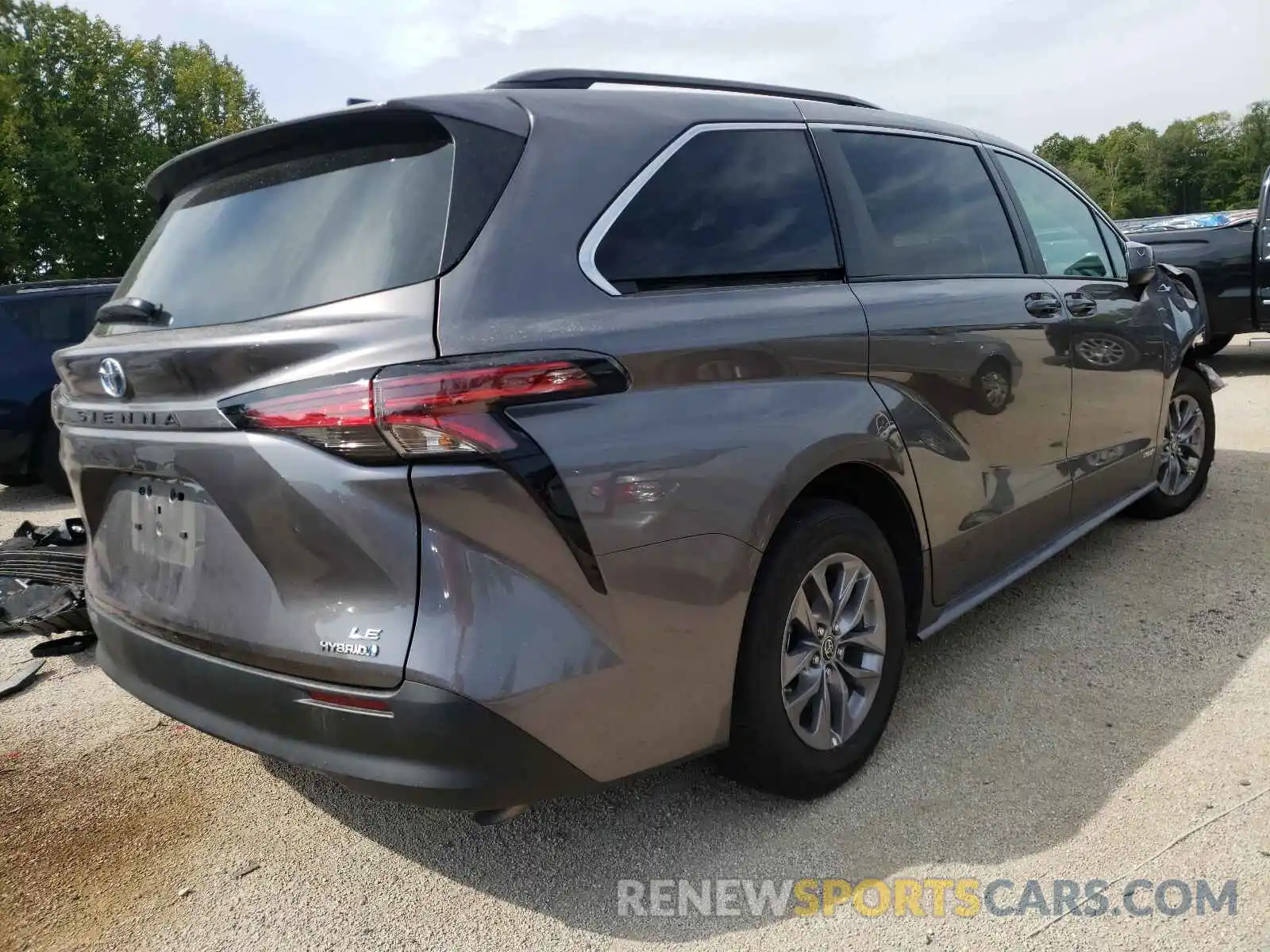 4 Photograph of a damaged car 5TDKRKEC1MS041270 TOYOTA SIENNA 2021