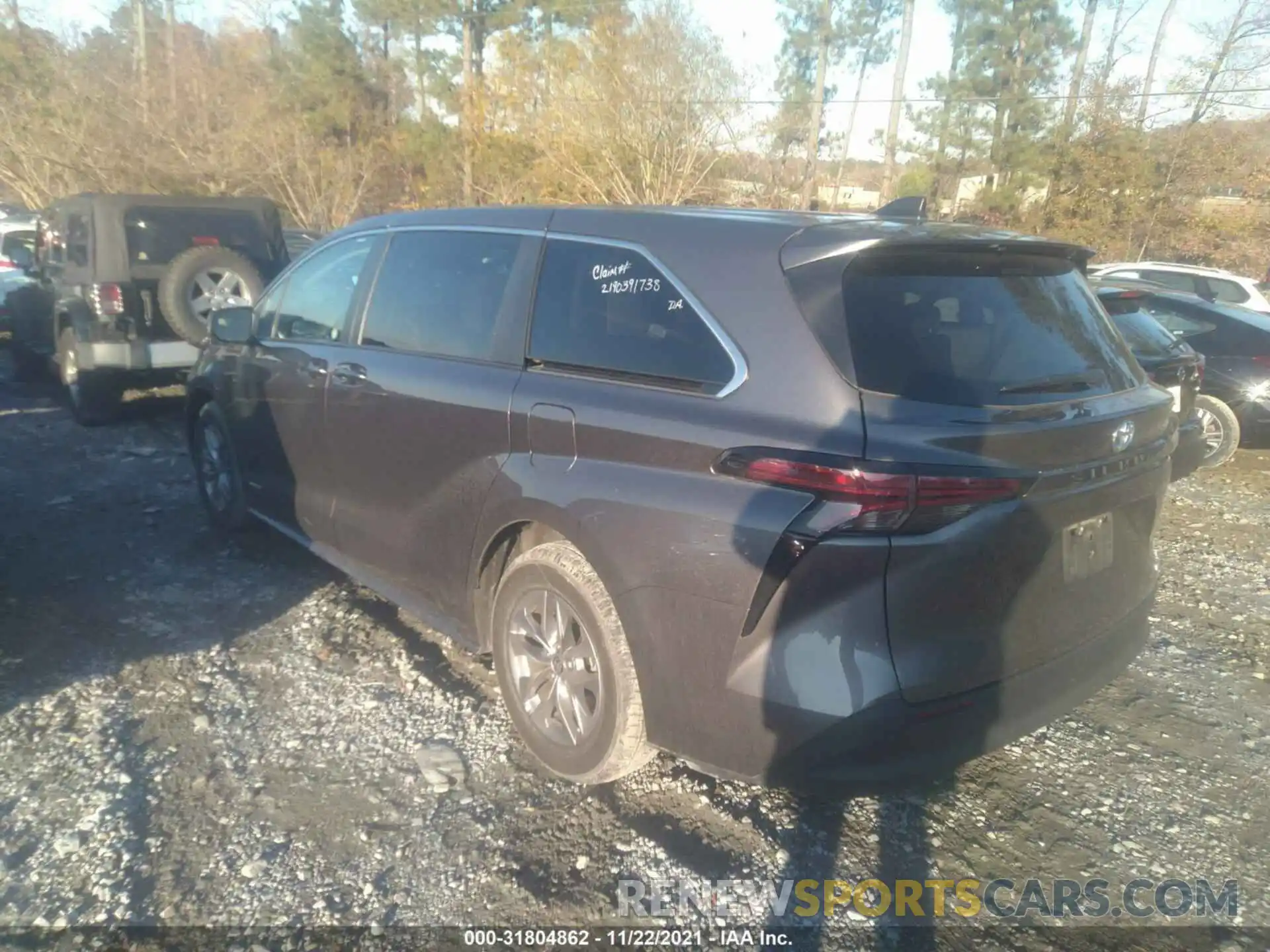 3 Photograph of a damaged car 5TDKRKEC1MS044556 TOYOTA SIENNA 2021