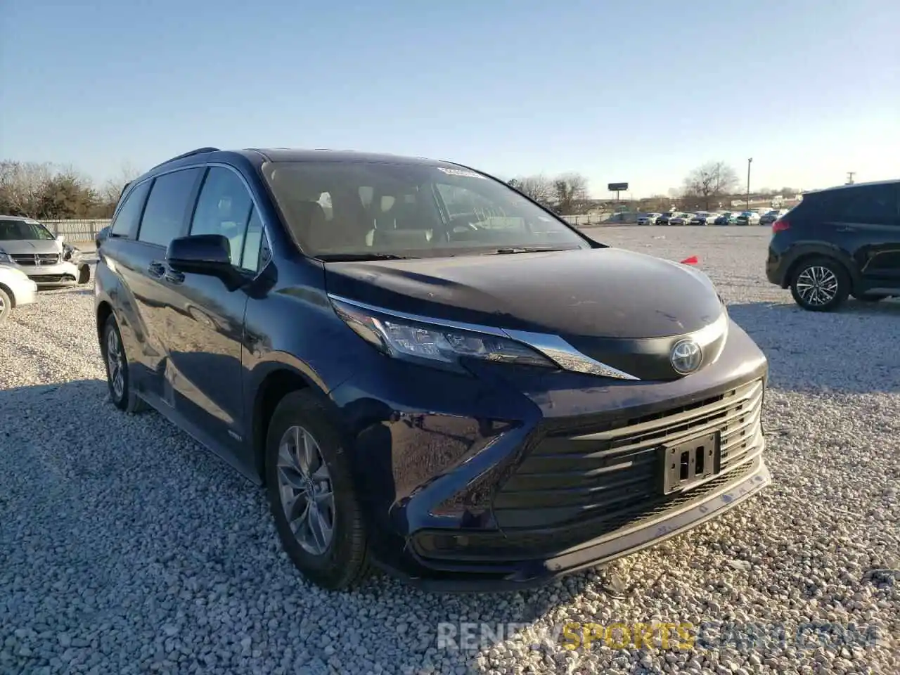 1 Photograph of a damaged car 5TDKRKEC1MS063219 TOYOTA SIENNA 2021