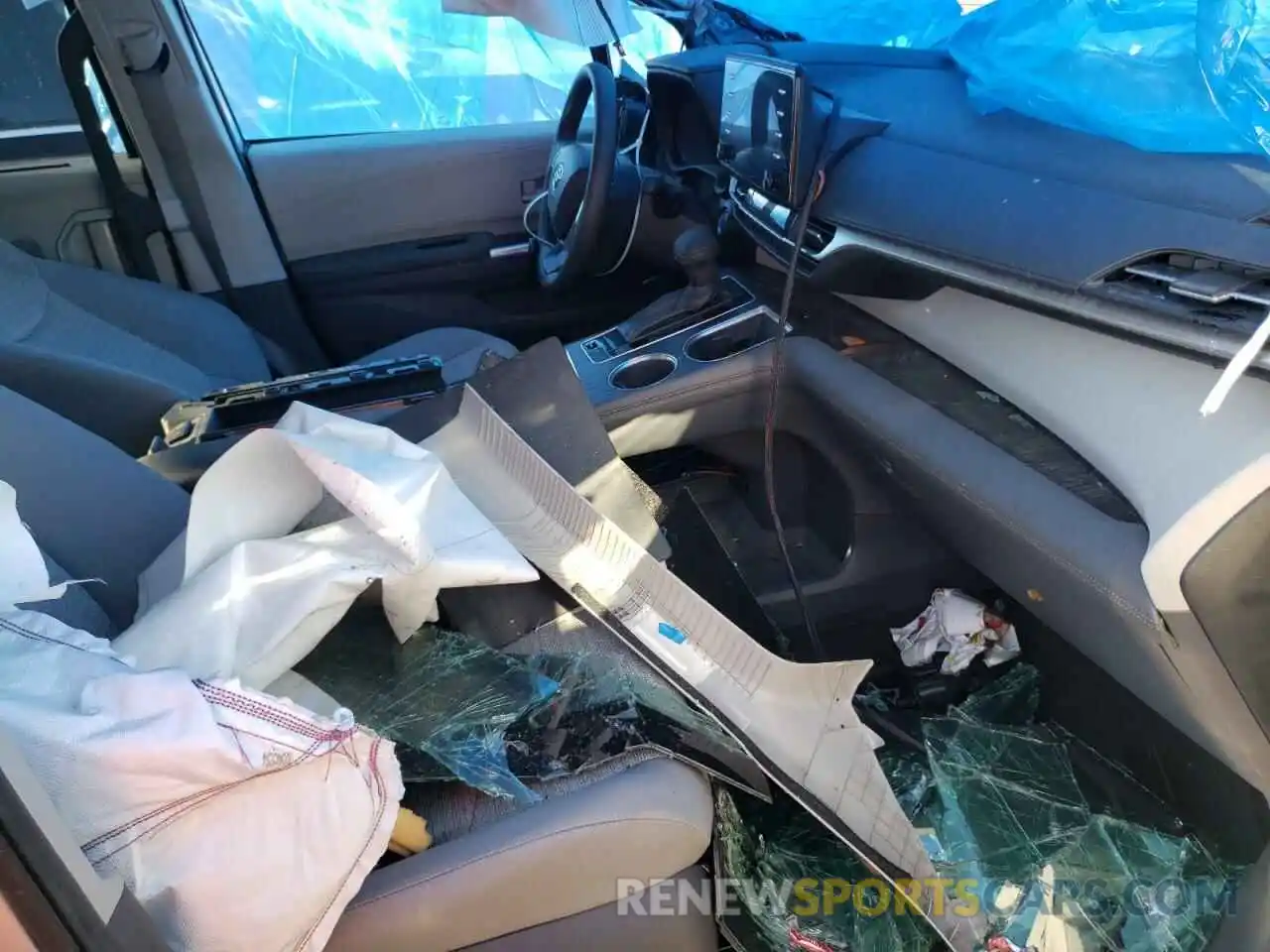 5 Photograph of a damaged car 5TDKRKEC1MS063463 TOYOTA SIENNA 2021