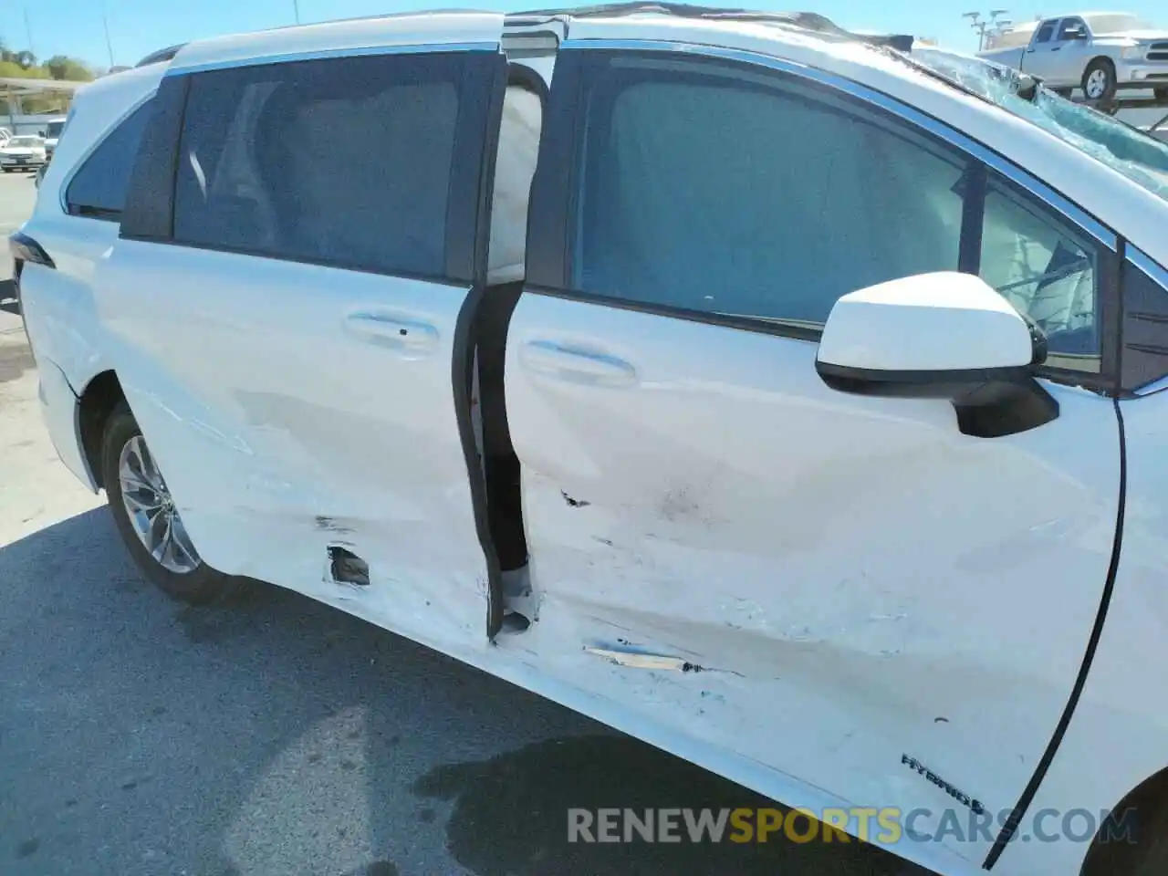 9 Фотография поврежденного автомобиля 5TDKRKEC1MS065133 TOYOTA SIENNA 2021