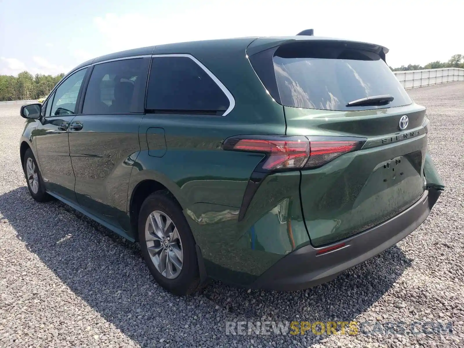 3 Photograph of a damaged car 5TDKRKEC2MS006964 TOYOTA SIENNA 2021