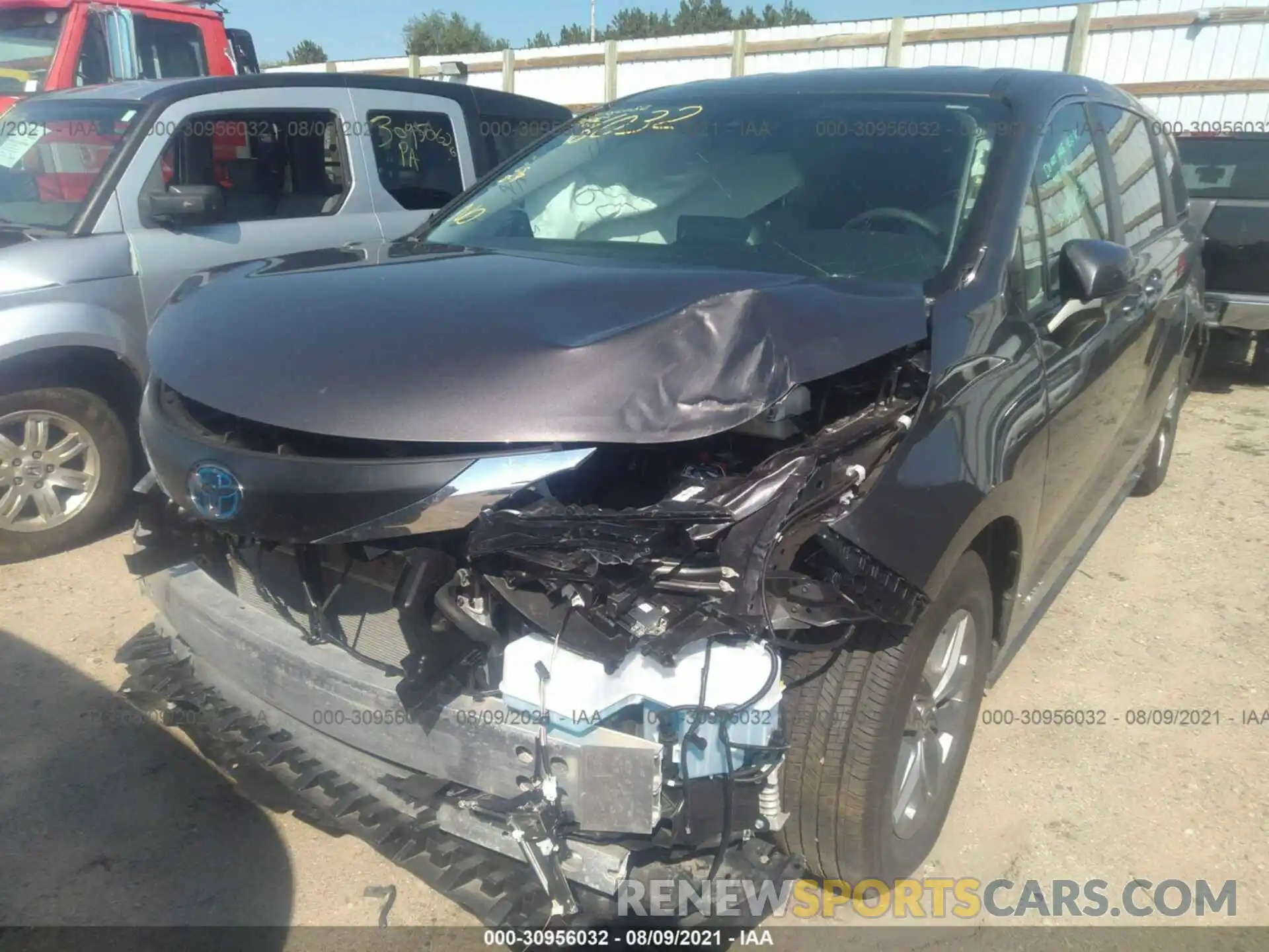 6 Фотография поврежденного автомобиля 5TDKRKEC2MS025143 TOYOTA SIENNA 2021