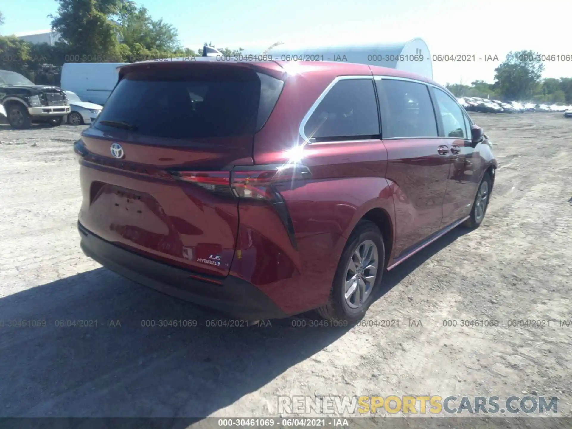 4 Фотография поврежденного автомобиля 5TDKRKEC2MS026129 TOYOTA SIENNA 2021