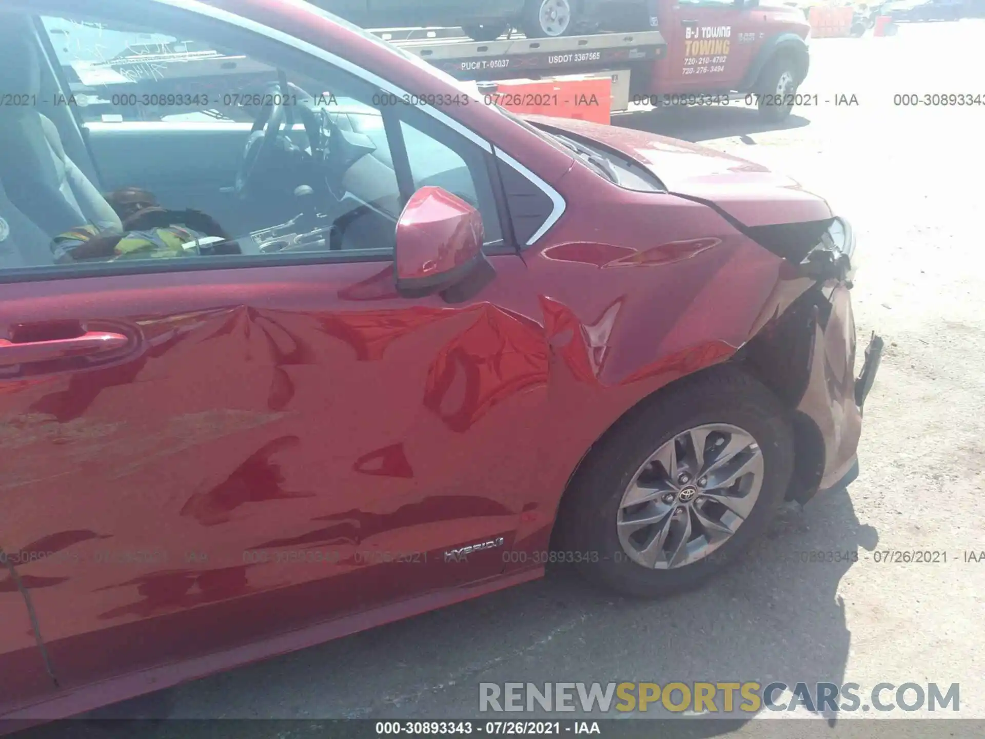 6 Photograph of a damaged car 5TDKRKEC2MS042251 TOYOTA SIENNA 2021