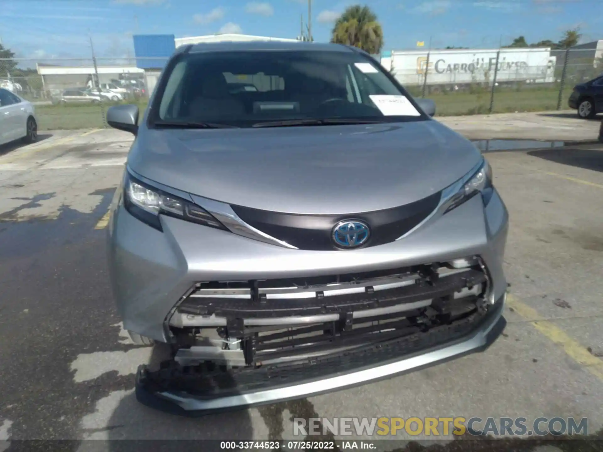 6 Photograph of a damaged car 5TDKRKEC2MS043383 TOYOTA SIENNA 2021