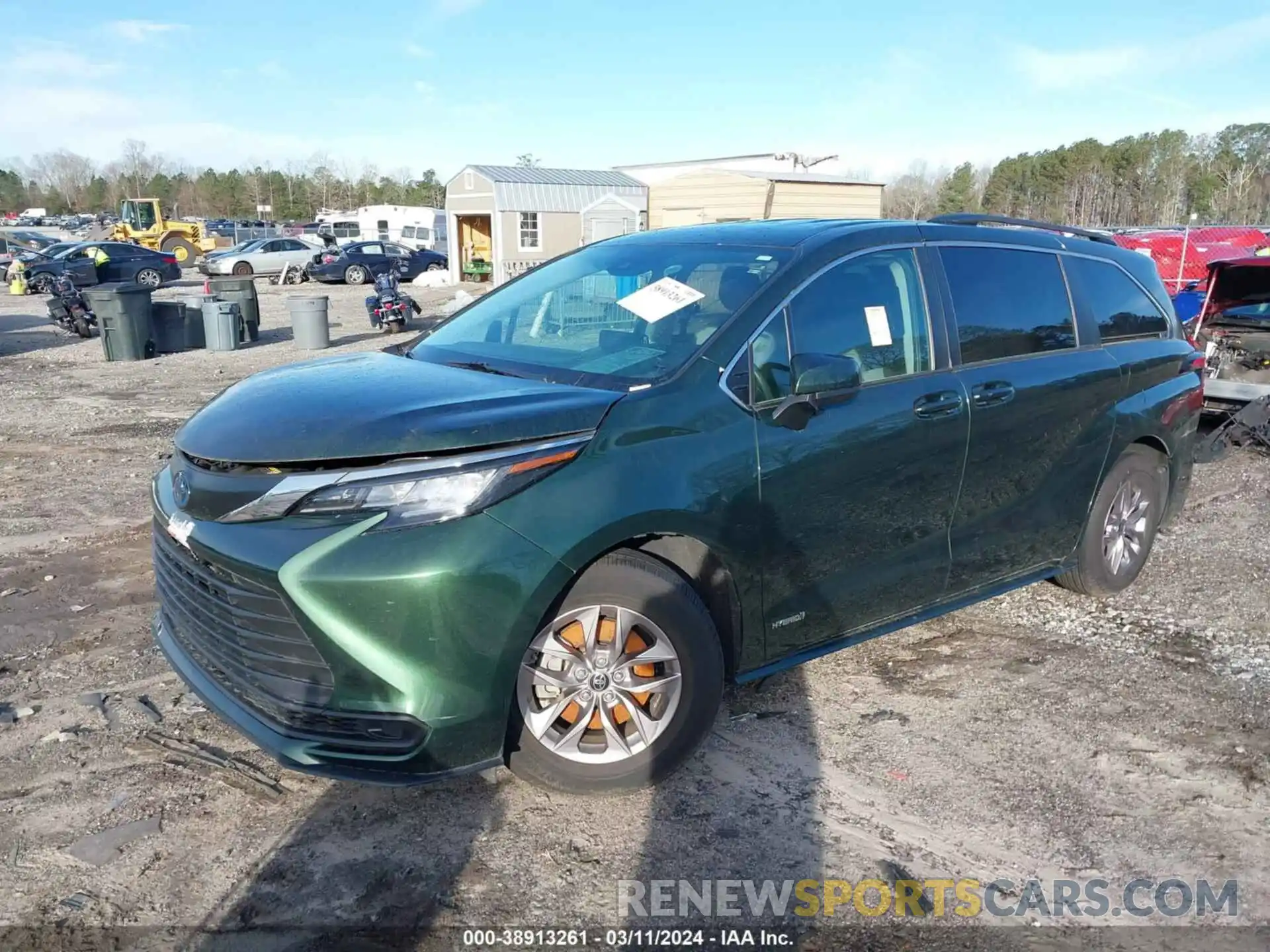 2 Photograph of a damaged car 5TDKRKEC3MS013809 TOYOTA SIENNA 2021