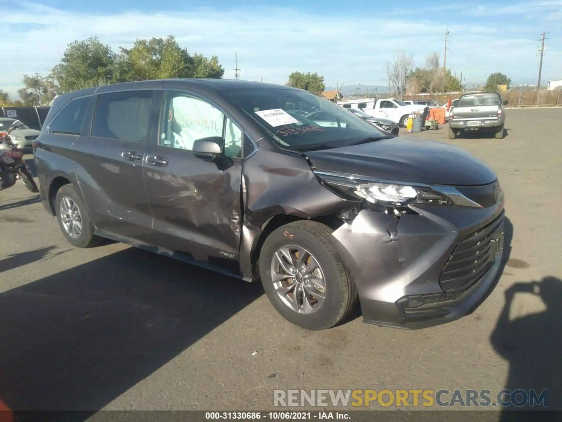 1 Photograph of a damaged car 5TDKRKEC3MS030027 TOYOTA SIENNA 2021