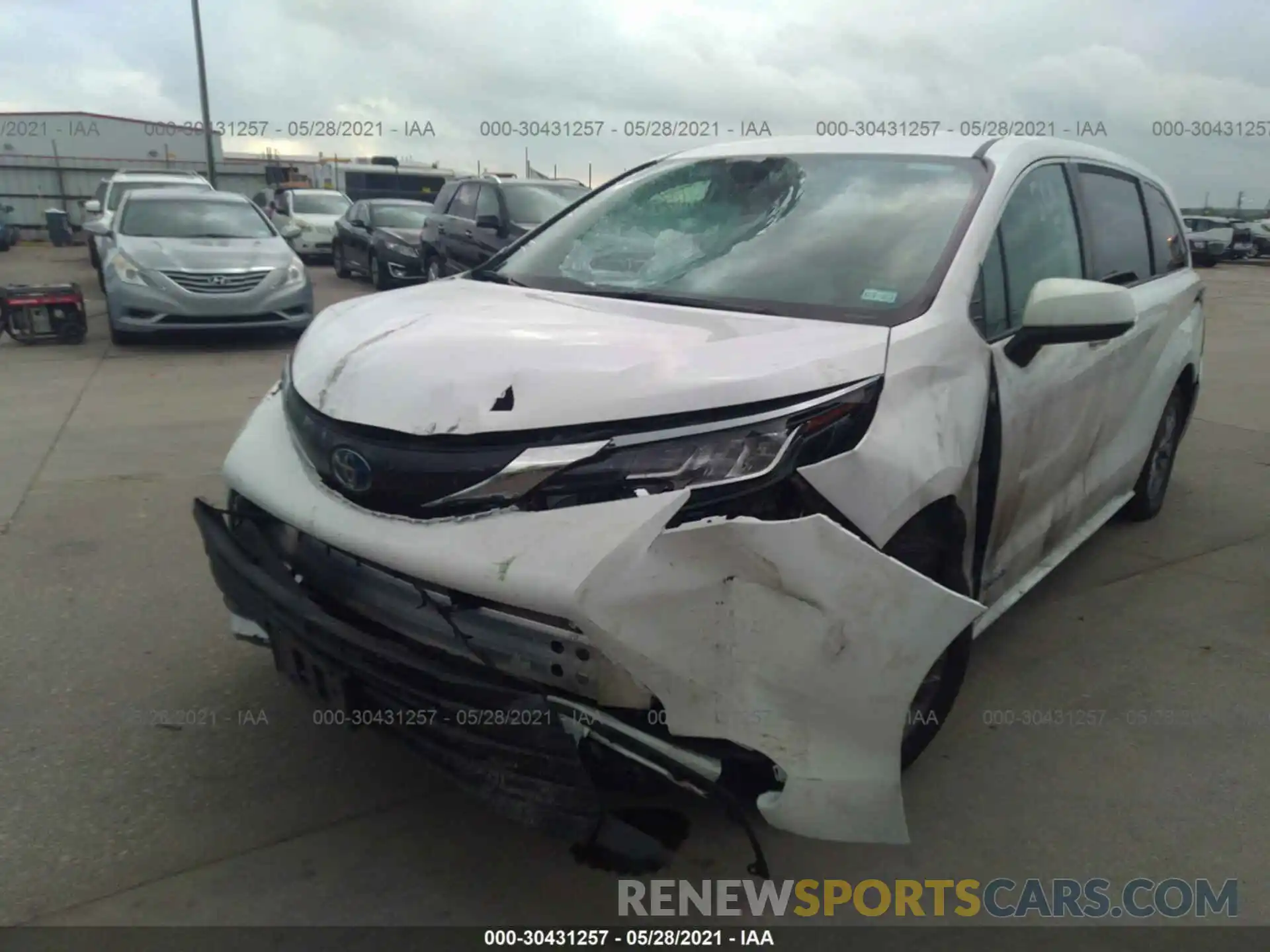 2 Фотография поврежденного автомобиля 5TDKRKEC3MS035874 TOYOTA SIENNA 2021