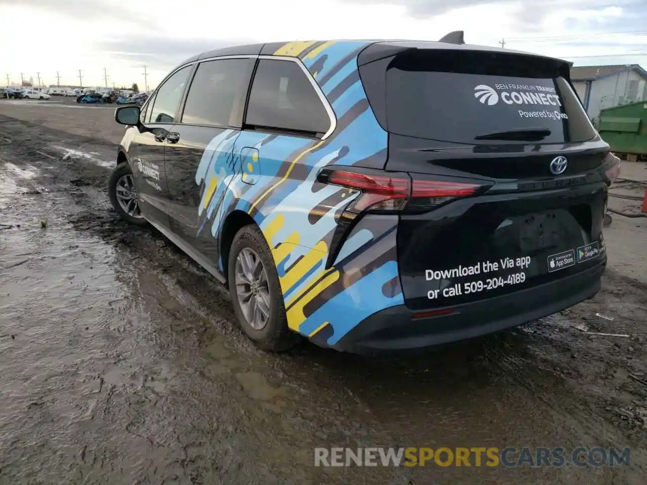 3 Photograph of a damaged car 5TDKRKEC3MS035969 TOYOTA SIENNA 2021