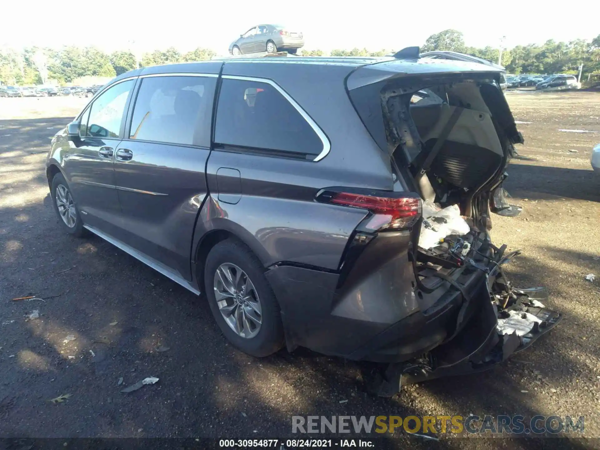 3 Photograph of a damaged car 5TDKRKEC4MS012314 TOYOTA SIENNA 2021