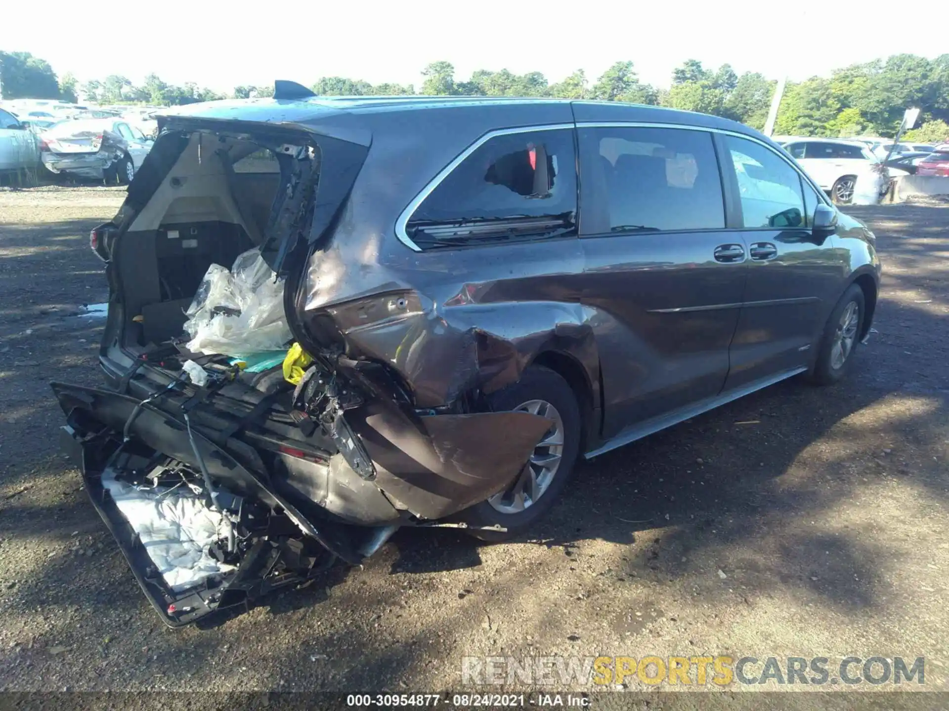 4 Photograph of a damaged car 5TDKRKEC4MS012314 TOYOTA SIENNA 2021