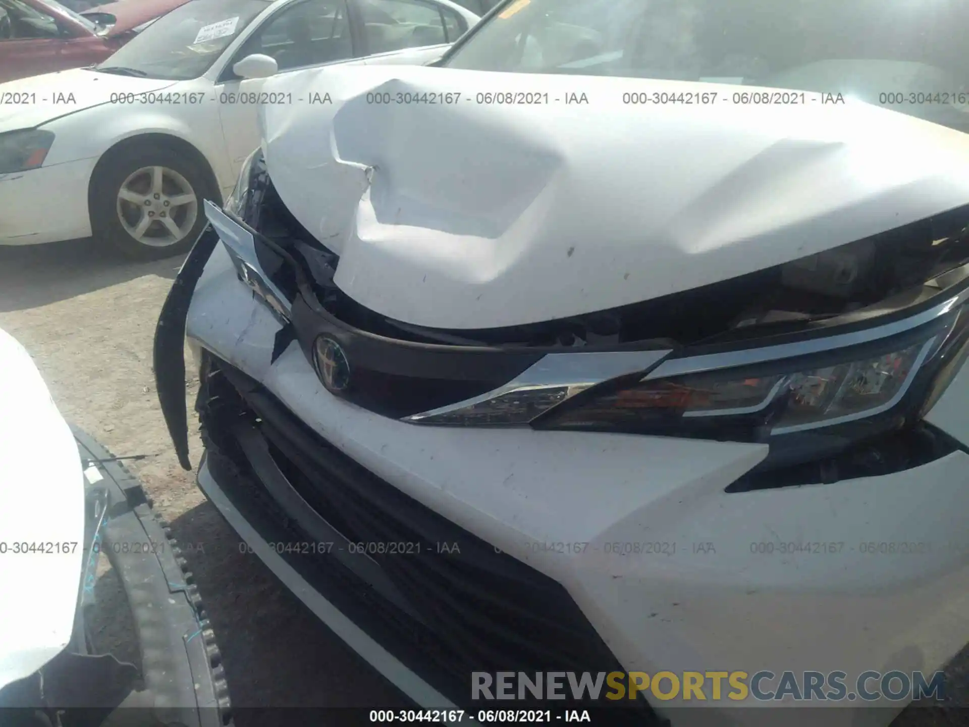 6 Photograph of a damaged car 5TDKRKEC4MS015973 TOYOTA SIENNA 2021