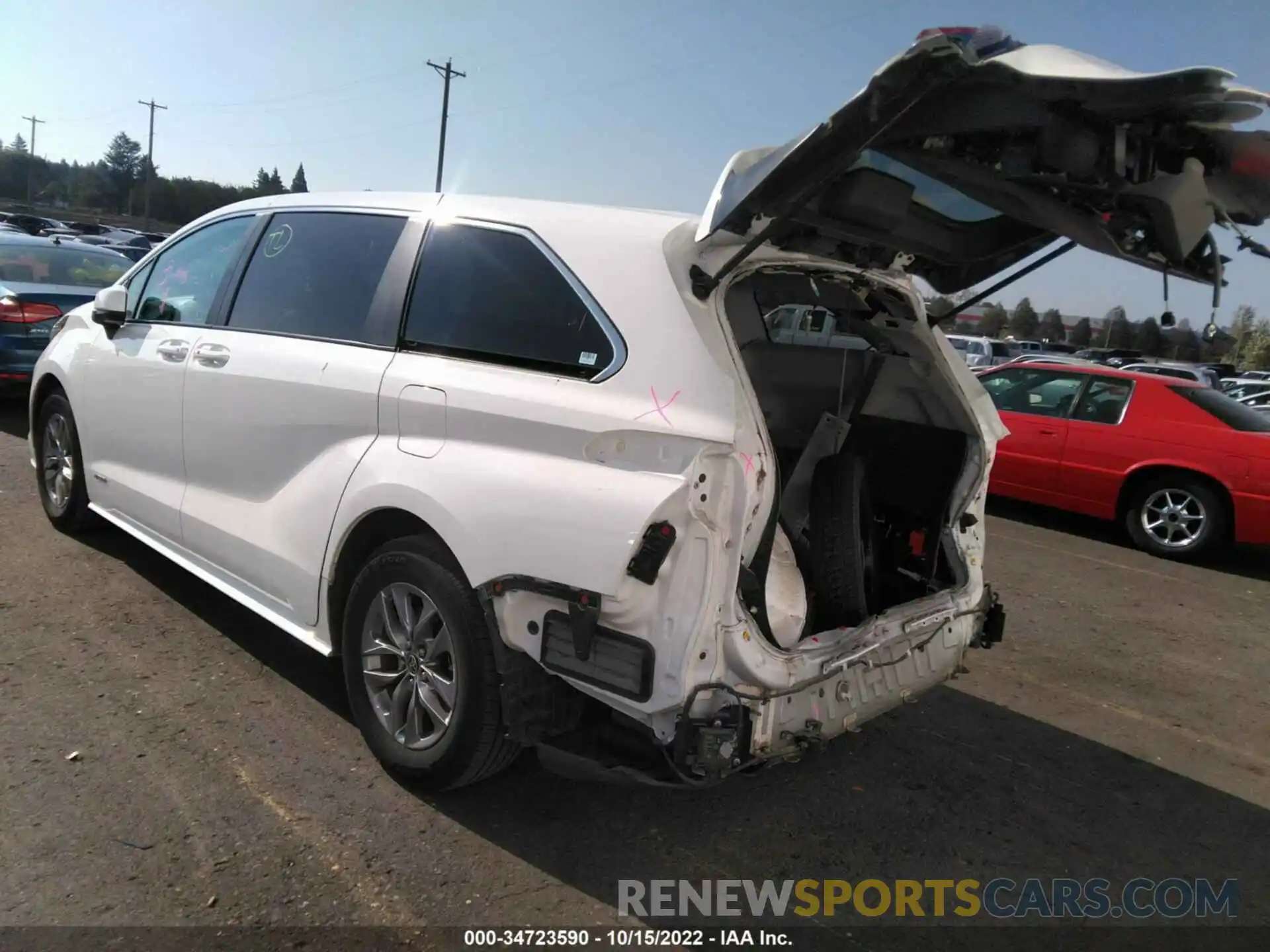 3 Фотография поврежденного автомобиля 5TDKRKEC4MS023832 TOYOTA SIENNA 2021