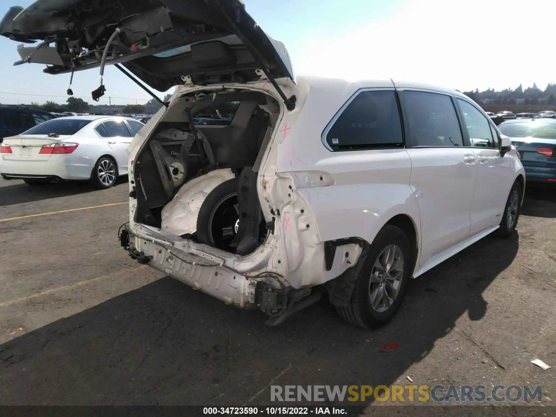 4 Фотография поврежденного автомобиля 5TDKRKEC4MS023832 TOYOTA SIENNA 2021