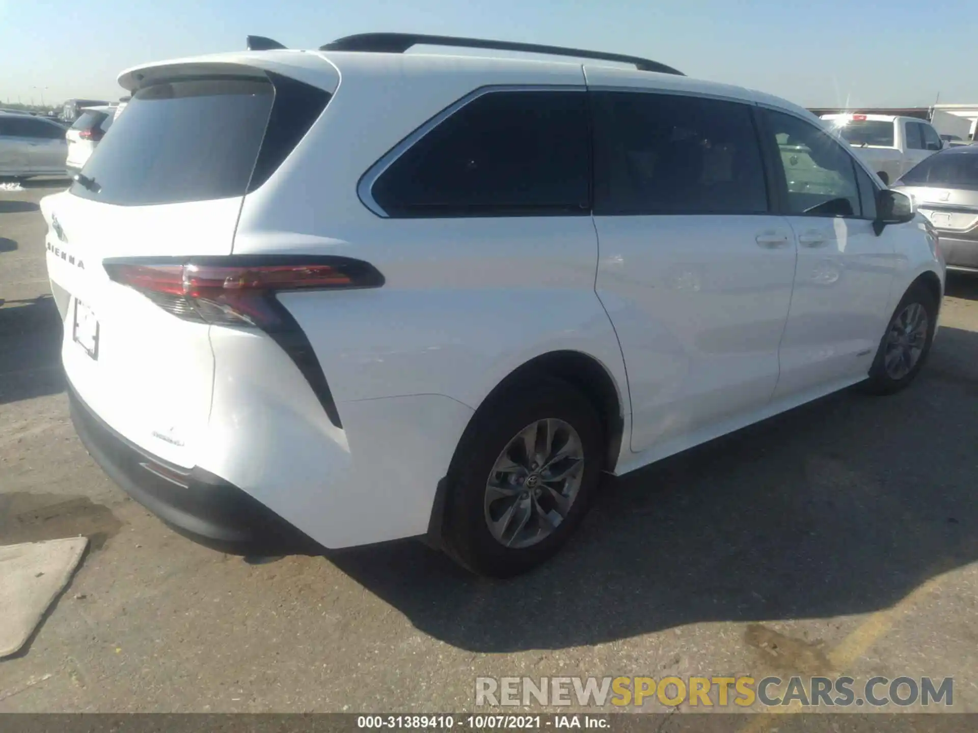 4 Фотография поврежденного автомобиля 5TDKRKEC4MS033339 TOYOTA SIENNA 2021