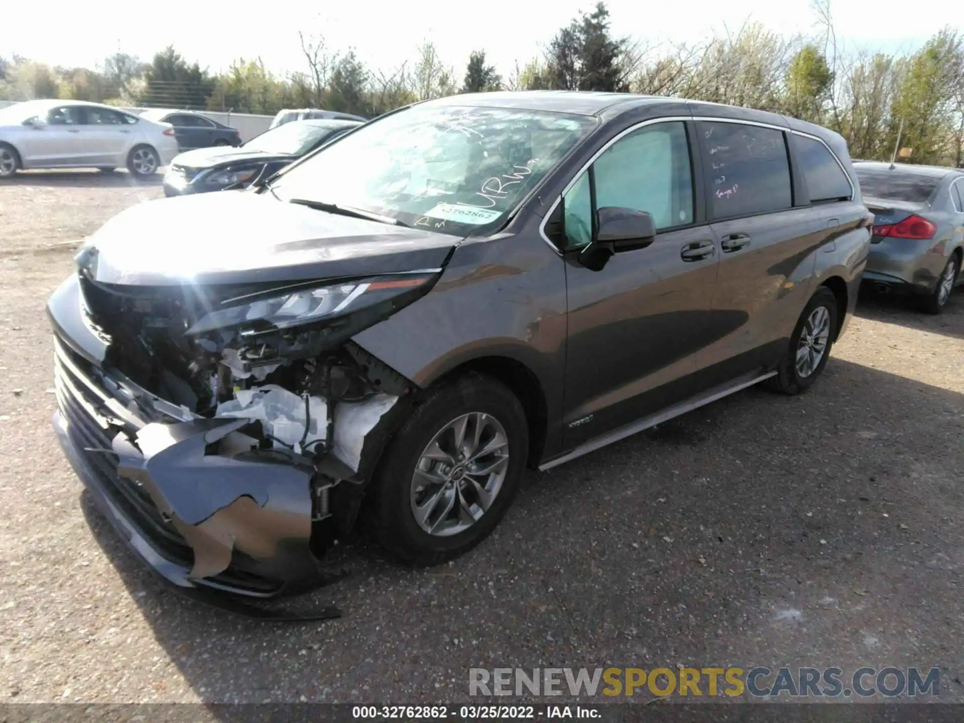 2 Photograph of a damaged car 5TDKRKEC4MS035477 TOYOTA SIENNA 2021