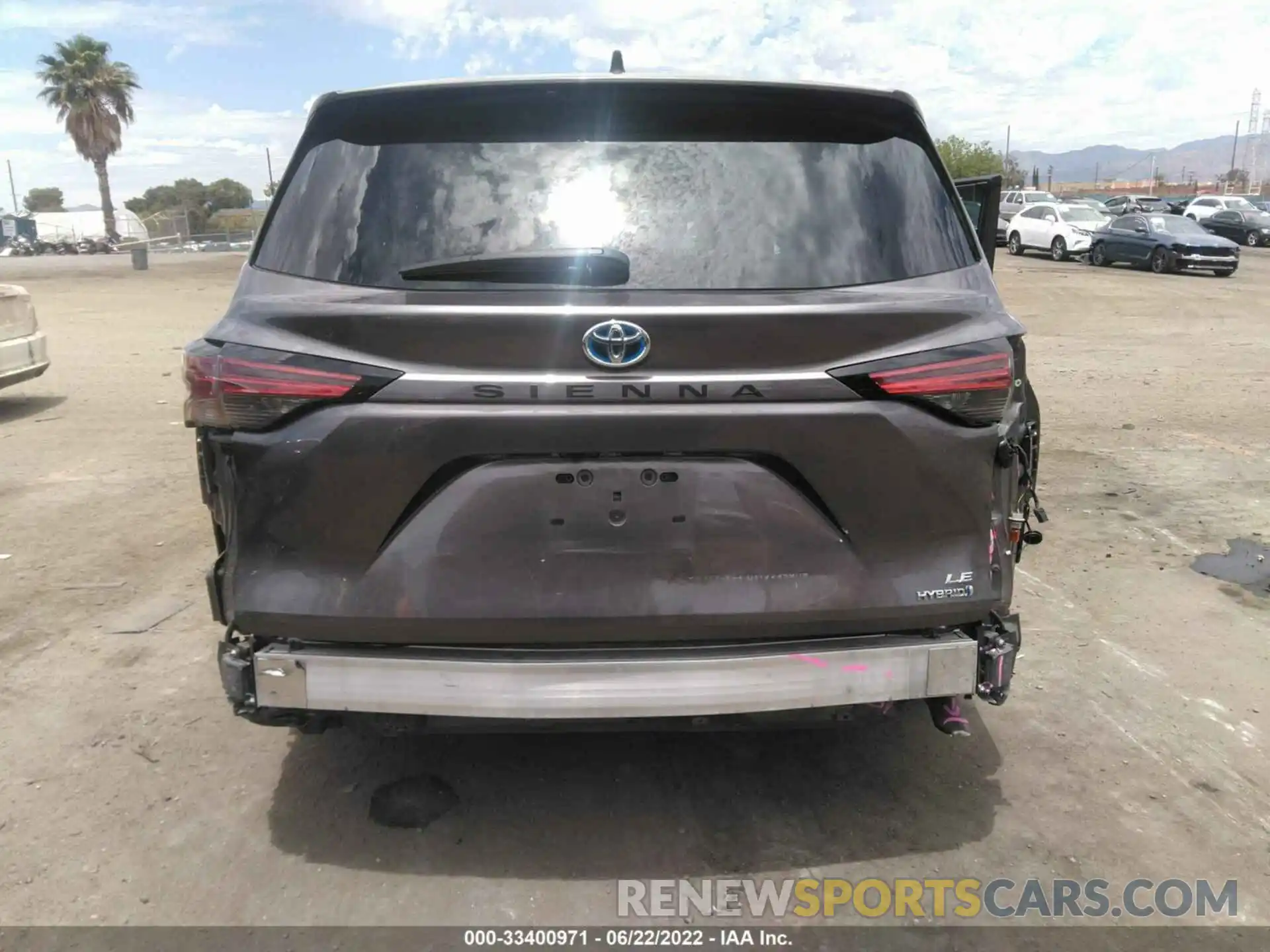 6 Photograph of a damaged car 5TDKRKEC4MS035513 TOYOTA SIENNA 2021