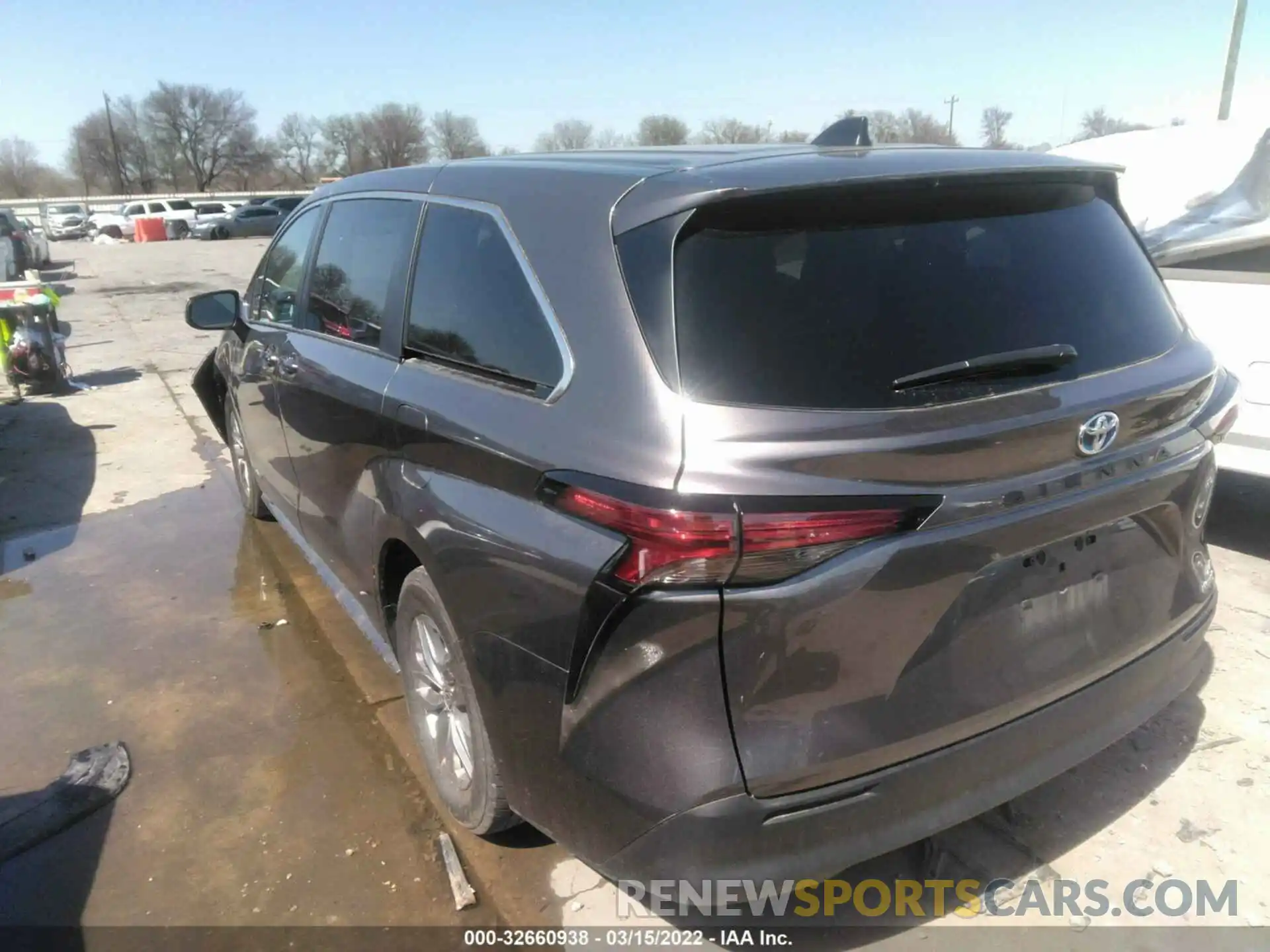 3 Фотография поврежденного автомобиля 5TDKRKEC4MS036791 TOYOTA SIENNA 2021