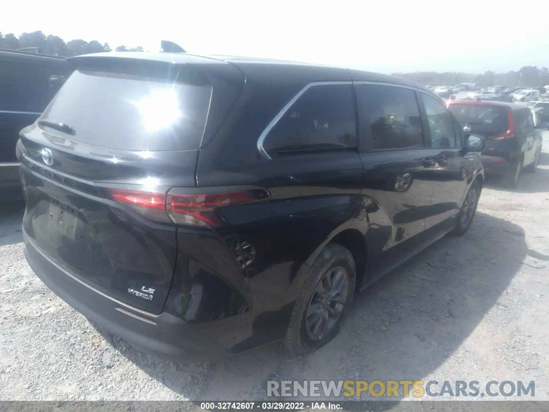 4 Фотография поврежденного автомобиля 5TDKRKEC4MS047242 TOYOTA SIENNA 2021